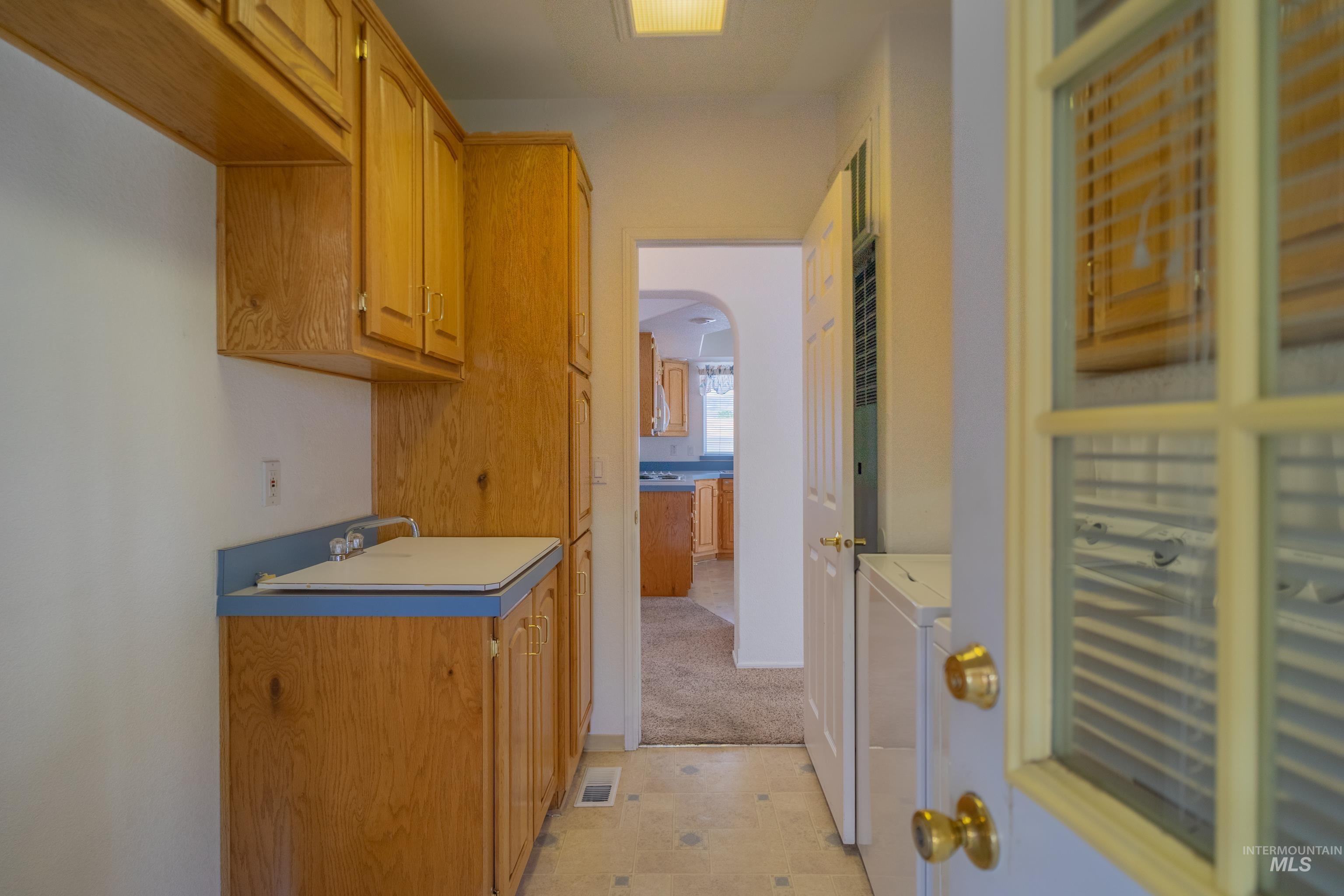2115 6th ave., Clarkston, Washington 99403-1567, 3 Bedrooms, 2 Bathrooms, Residential For Sale, Price $155,000,MLS 98989207