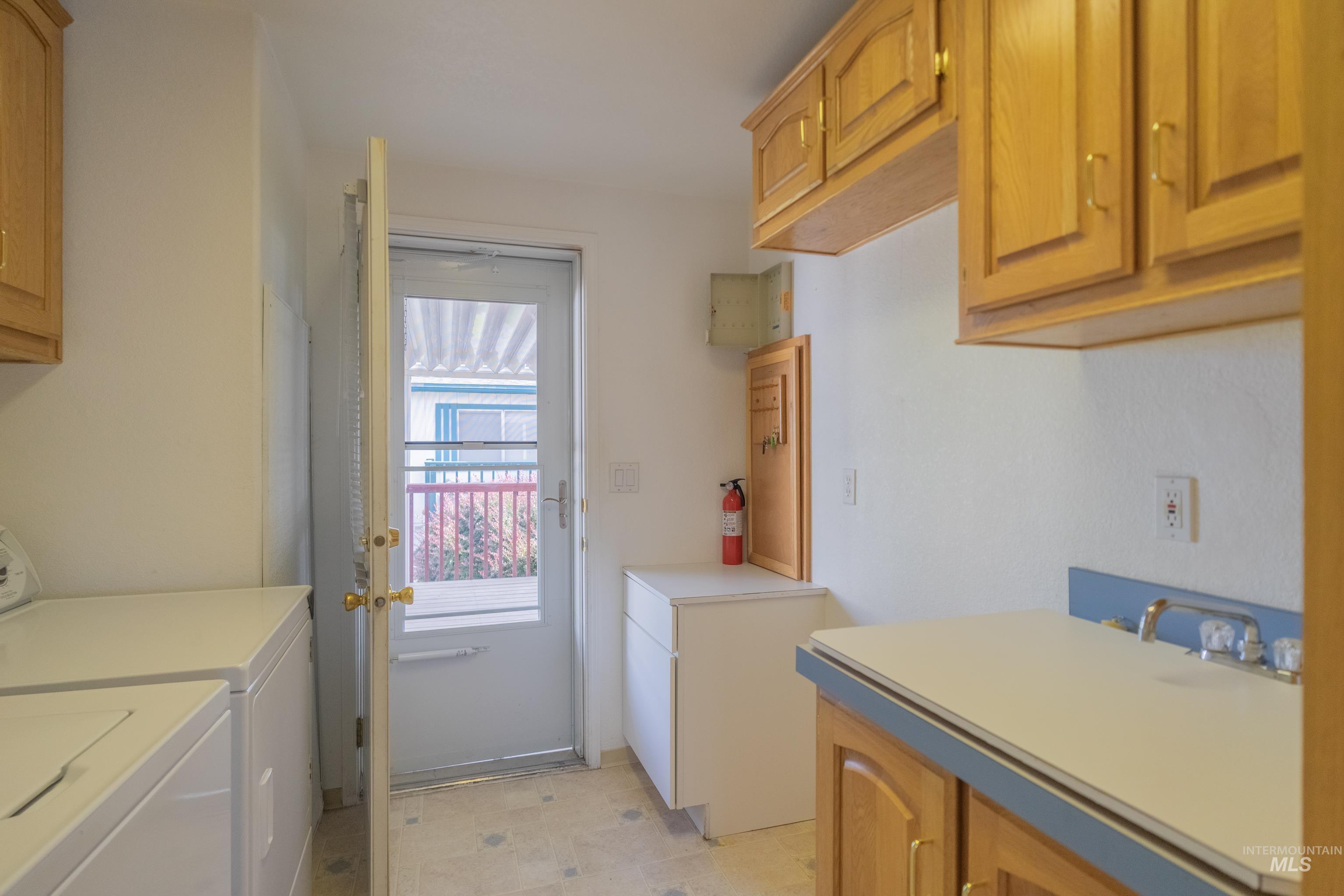 2115 6th ave., Clarkston, Washington 99403-1567, 3 Bedrooms, 2 Bathrooms, Residential For Sale, Price $155,000,MLS 98989207