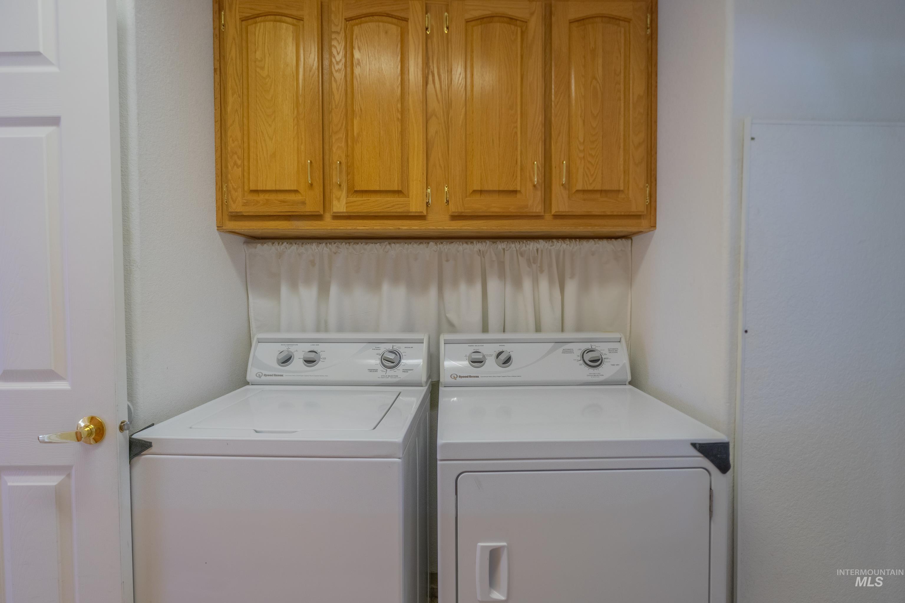2115 6th ave., Clarkston, Washington 99403-1567, 3 Bedrooms, 2 Bathrooms, Residential For Sale, Price $155,000,MLS 98989207