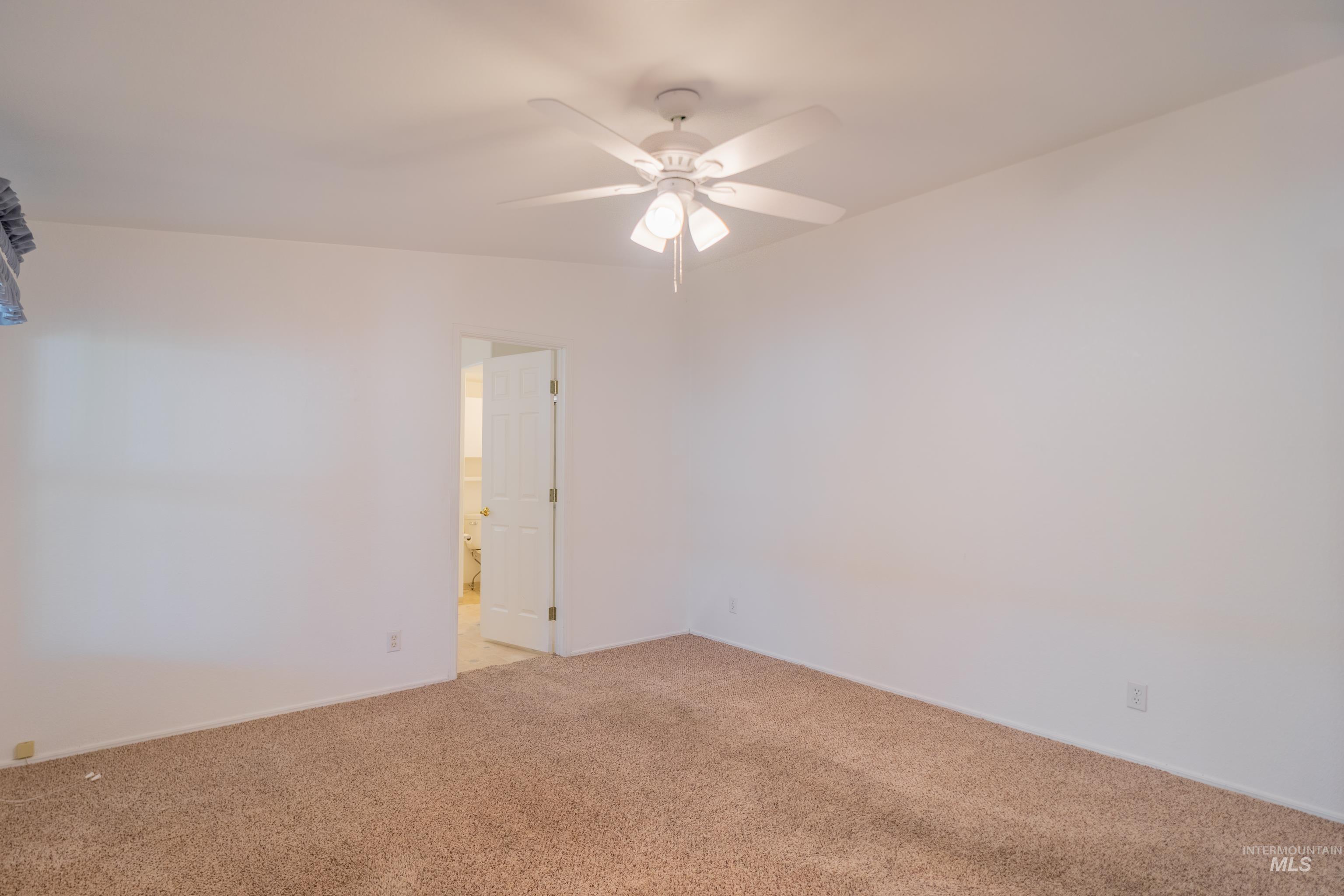 2115 6th ave., Clarkston, Washington 99403-1567, 3 Bedrooms, 2 Bathrooms, Residential For Sale, Price $155,000,MLS 98989207