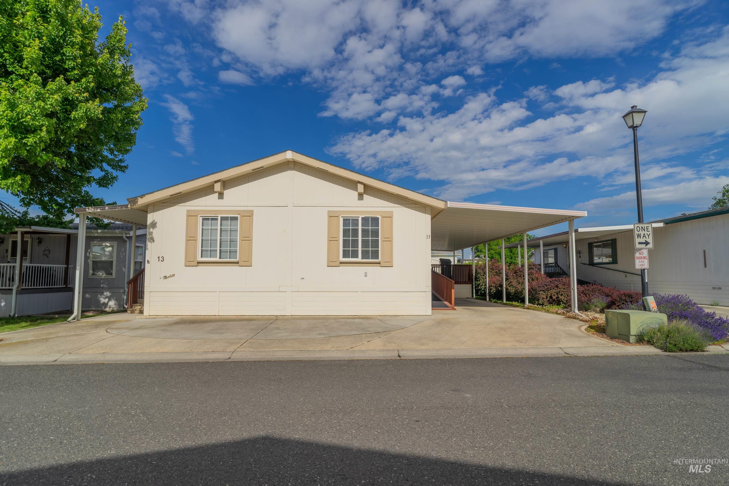2115 6th ave., Clarkston, Washington 99403-1567, 3 Bedrooms, 2 Bathrooms, Residential For Sale, Price $155,000,MLS 98989207