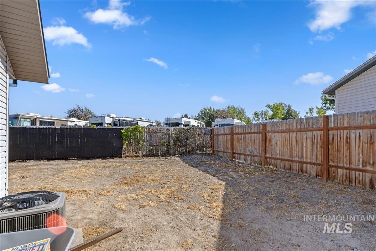 2797 Paintbrush Dr, Twin Falls, Idaho 83301-7571, 3 Bedrooms, 2 Bathrooms, Residential For Sale, Price $389,900,MLS 98989212