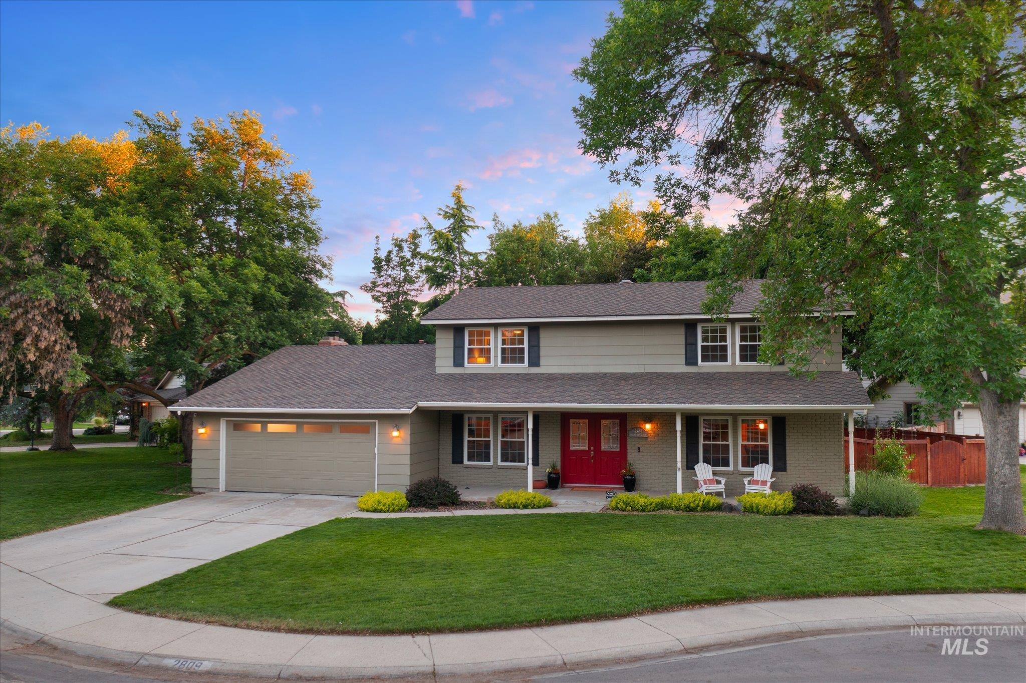 2809 S Falling Brook Way, Boise, Idaho 83706, 4 Bedrooms, 2.5 Bathrooms, Residential For Sale, Price $749,000,MLS 98989213