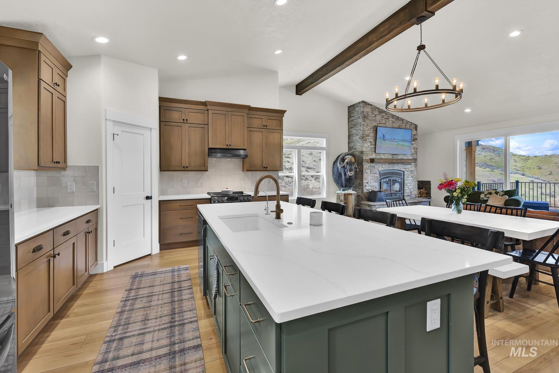 44 Shoemaker, Horseshoe Bend, Idaho 83629, 4 Bedrooms, 2.5 Bathrooms, Residential For Sale, Price $1,099,999,MLS 98989216
