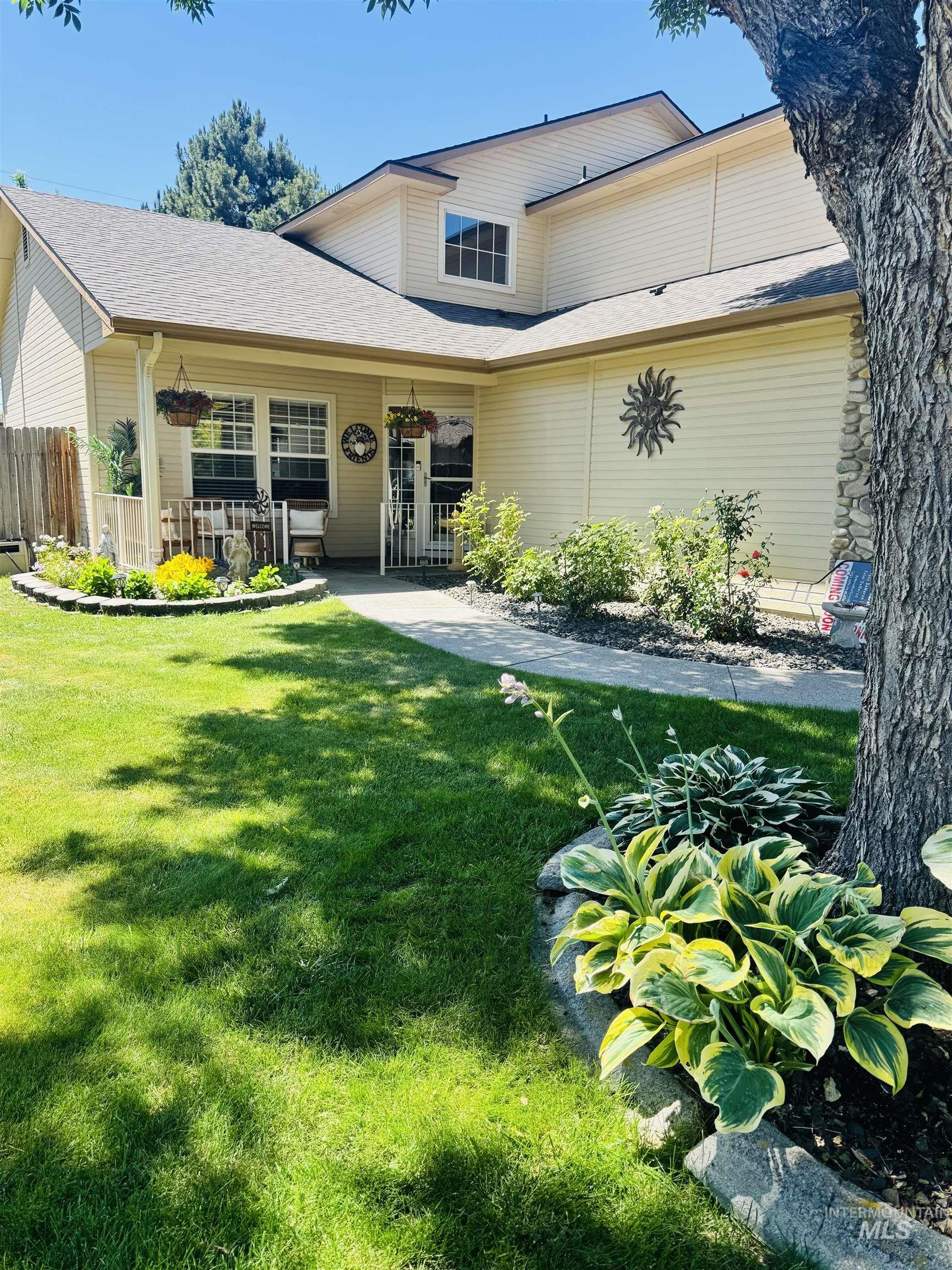 4865 N Maidstone Pl, Boise, Idaho 83713-1363, 6 Bedrooms, 4 Bathrooms, Residential For Sale, Price $879,000,MLS 98989218
