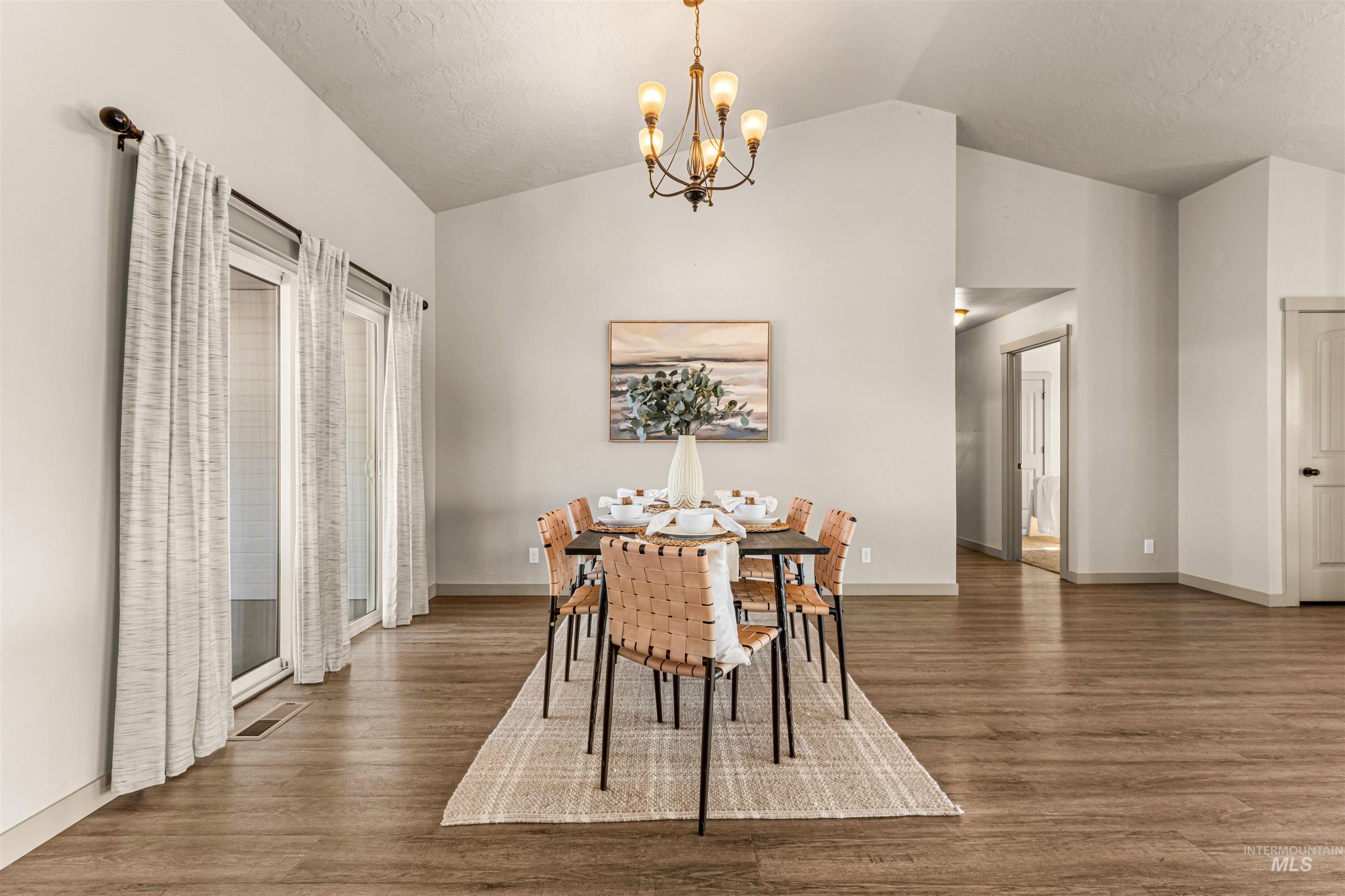 3768 Dundee Dr, New Plymouth, Idaho 83655, 5 Bedrooms, 2 Bathrooms, Residential For Sale, Price $779,000,MLS 98989219