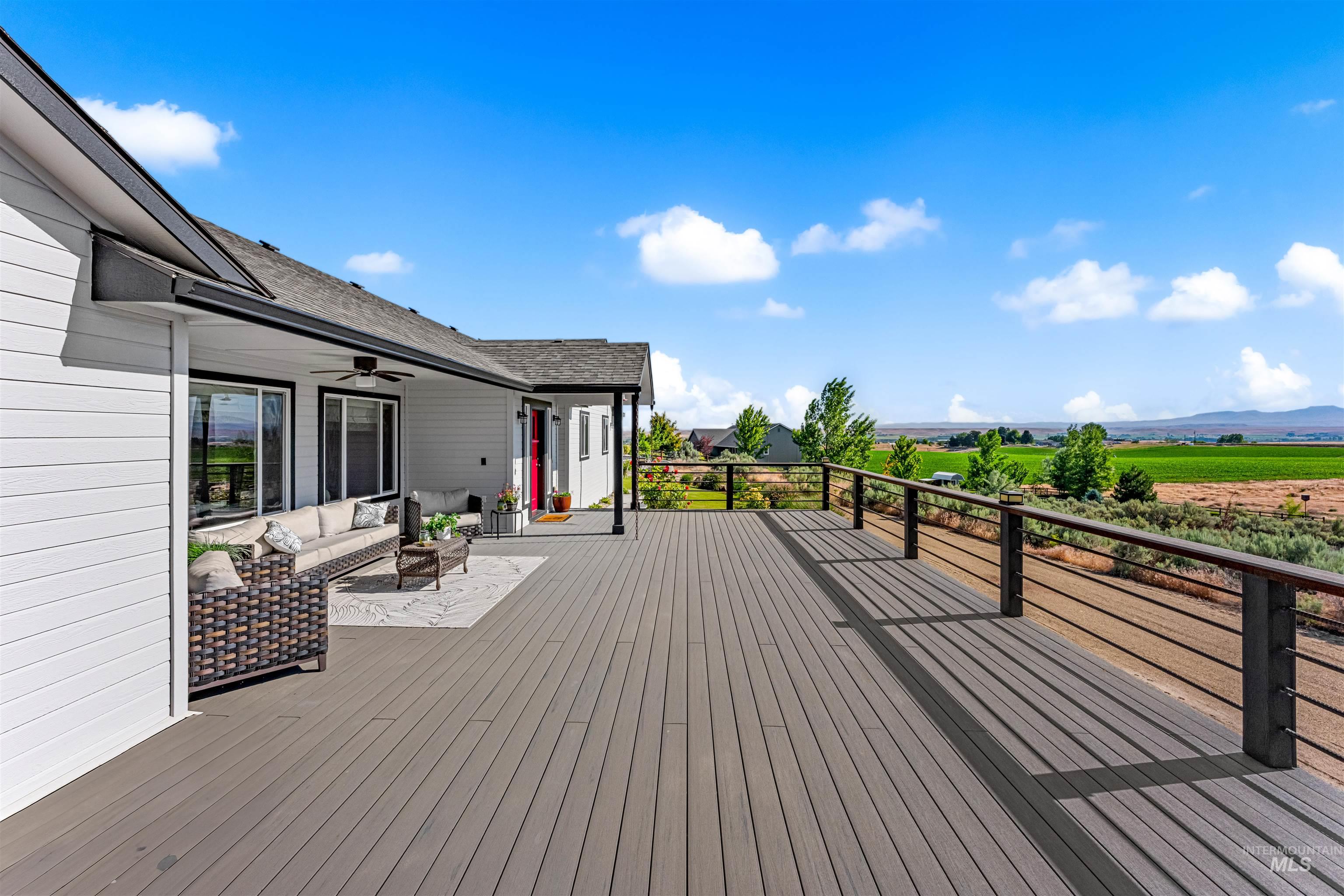 3768 Dundee Dr, New Plymouth, Idaho 83655, 5 Bedrooms, 2 Bathrooms, Residential For Sale, Price $779,000,MLS 98989219