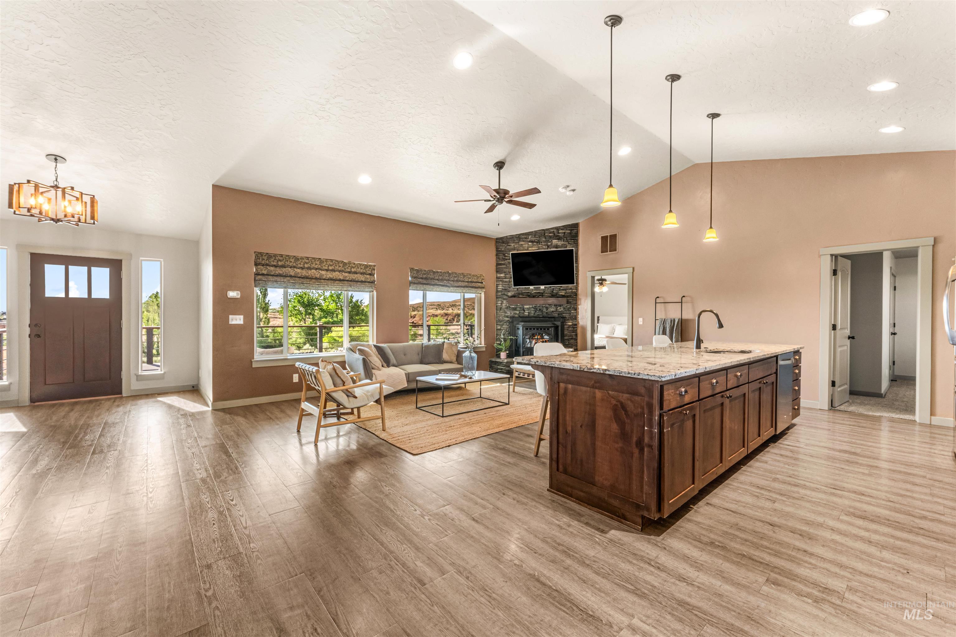 3768 Dundee Dr, New Plymouth, Idaho 83655, 5 Bedrooms, 2 Bathrooms, Residential For Sale, Price $779,000,MLS 98989219