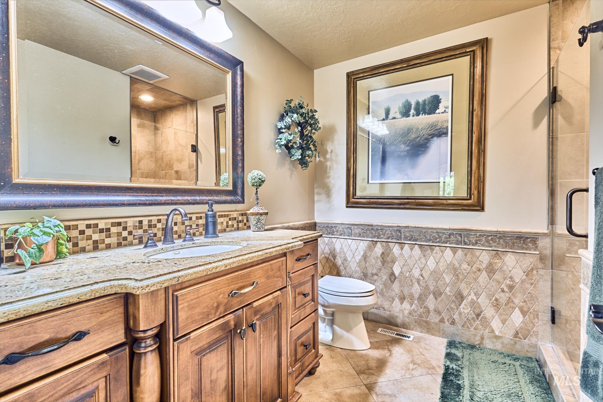 5490 N Beethoven Ave, Meridian, Idaho 83646, 5 Bedrooms, 4 Bathrooms, Residential For Sale, Price $1,175,000,MLS 98989224