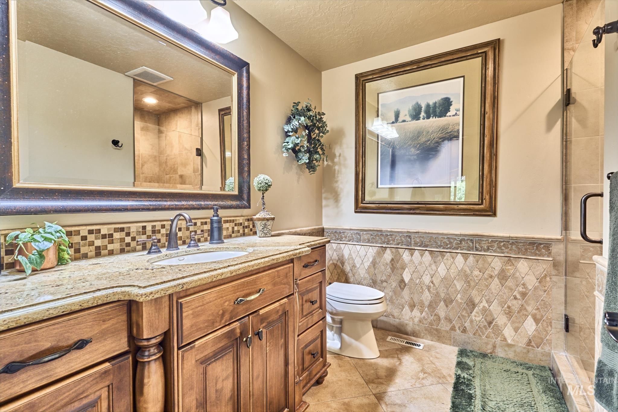 5490 N Beethoven Ave, Meridian, Idaho 83646, 5 Bedrooms, 4 Bathrooms, Residential For Sale, Price $1,175,000,MLS 98989224