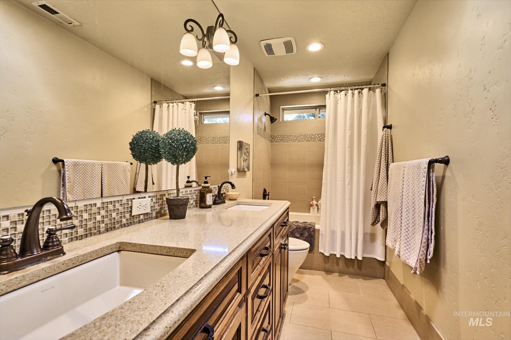5490 N Beethoven Ave, Meridian, Idaho 83646, 5 Bedrooms, 4 Bathrooms, Residential For Sale, Price $1,175,000,MLS 98989224
