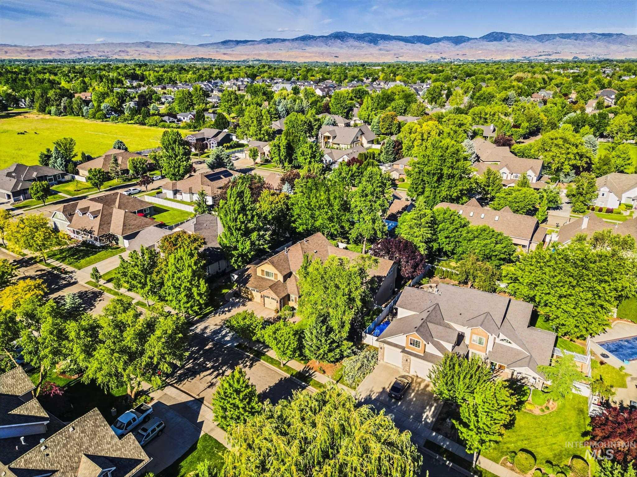 5490 N Beethoven Ave, Meridian, Idaho 83646, 5 Bedrooms, 4 Bathrooms, Residential For Sale, Price $1,175,000,MLS 98989224