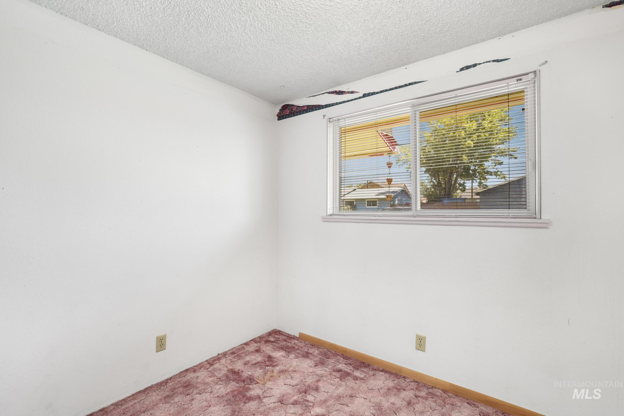 1545 N 14TH e, Mountain Home, Idaho 83647, 3 Bedrooms, 1 Bathroom, Residential For Sale, Price $249,900,MLS 98989228