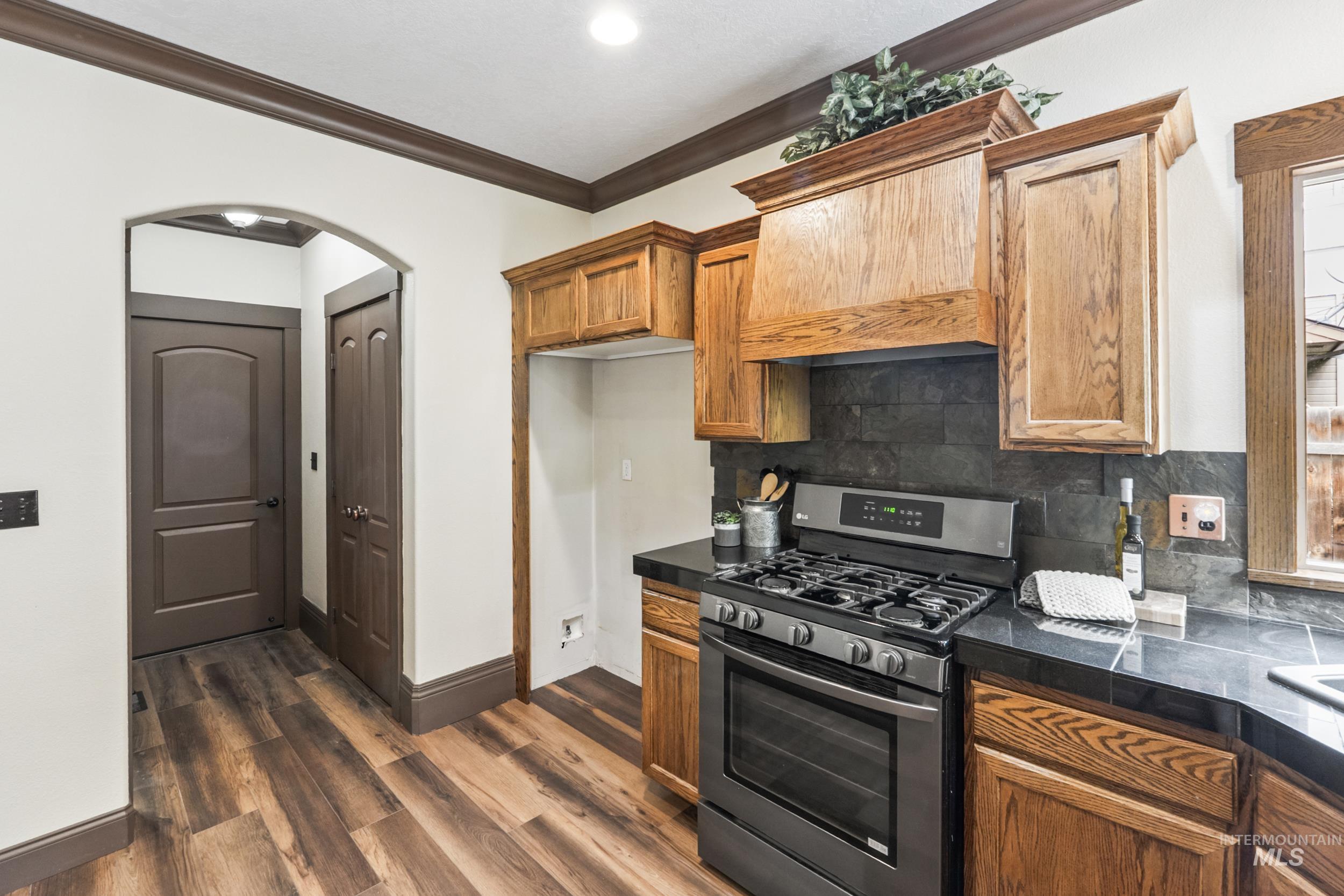 4942 N Wild Goose Way, Meridian, Idaho 83646, 4 Bedrooms, 3 Bathrooms, Residential For Sale, Price $595,000,MLS 98989230