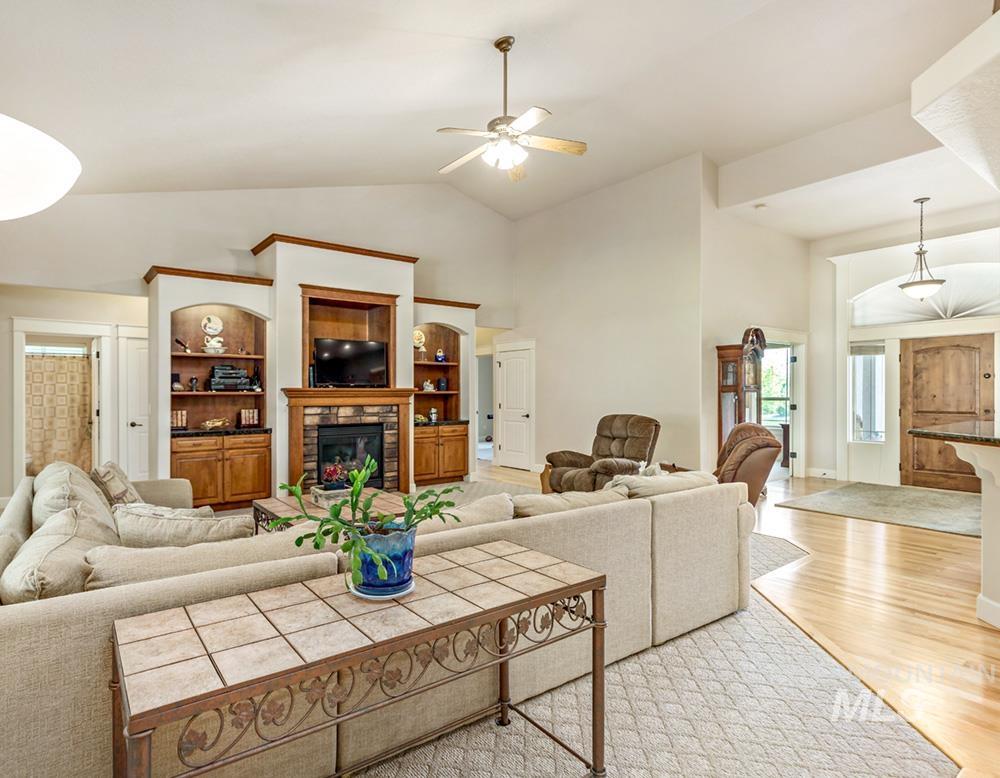 15387 Reminiscene Dr, Caldwell, Idaho 83607, 4 Bedrooms, 3.5 Bathrooms, Residential For Sale, Price $970,000,MLS 98989233