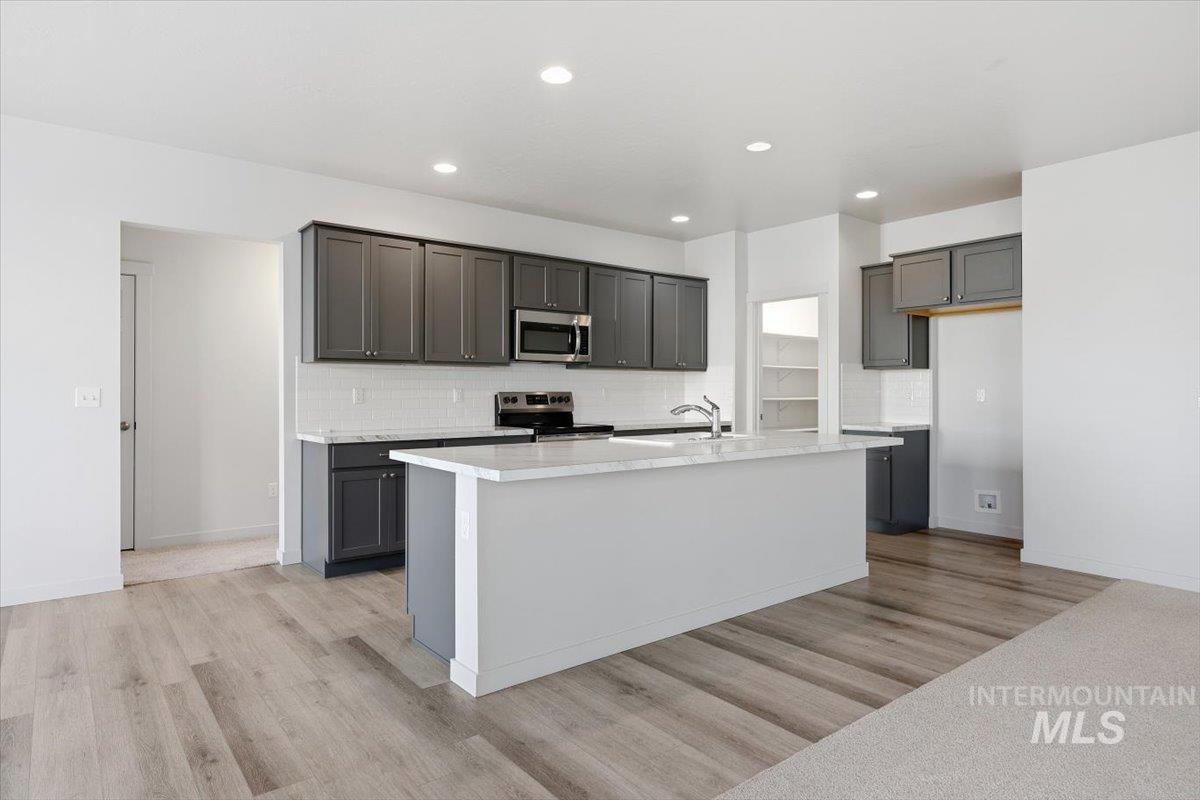 13141 S Coquille River Ave, Nampa, Idaho 83651, 4 Bedrooms, 2 Bathrooms, Residential For Sale, Price $530,000,MLS 98989239