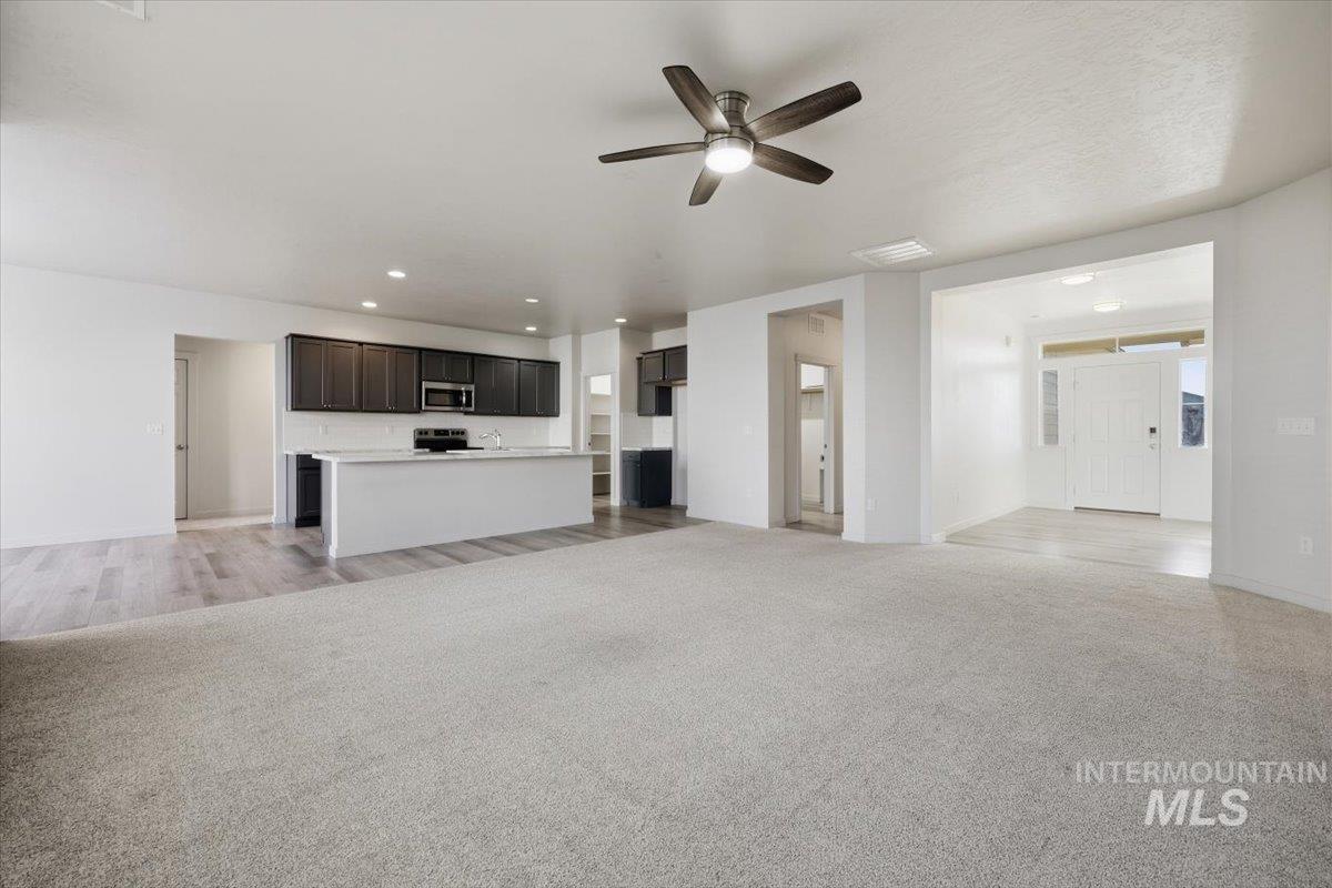13141 S Coquille River Ave, Nampa, Idaho 83651, 4 Bedrooms, 2 Bathrooms, Residential For Sale, Price $530,000,MLS 98989239