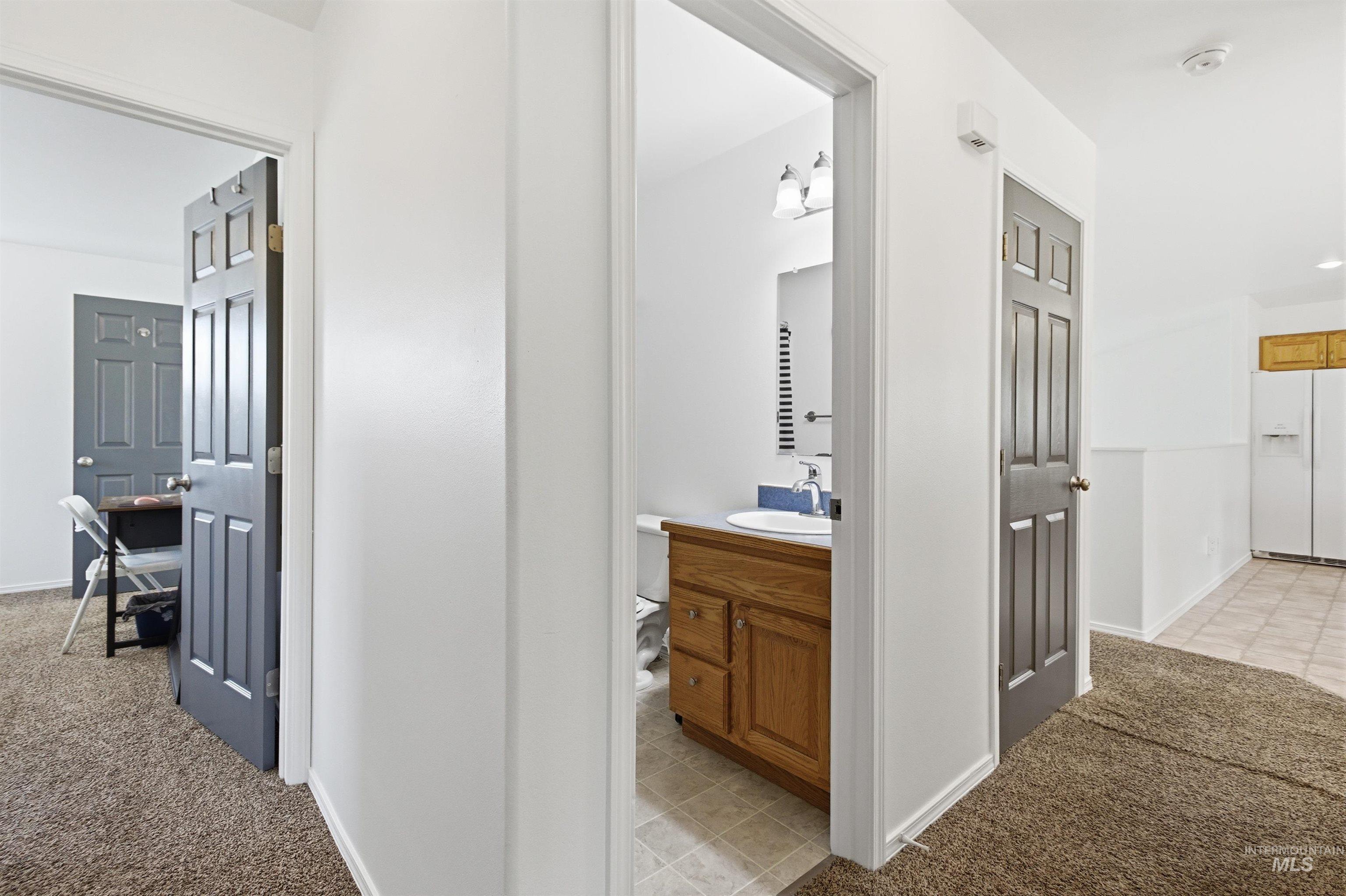 483 E Valleyview Avenue, Genesee, Idaho 83832, 5 Bedrooms, 3 Bathrooms, Residential For Sale, Price $480,000,MLS 98989240