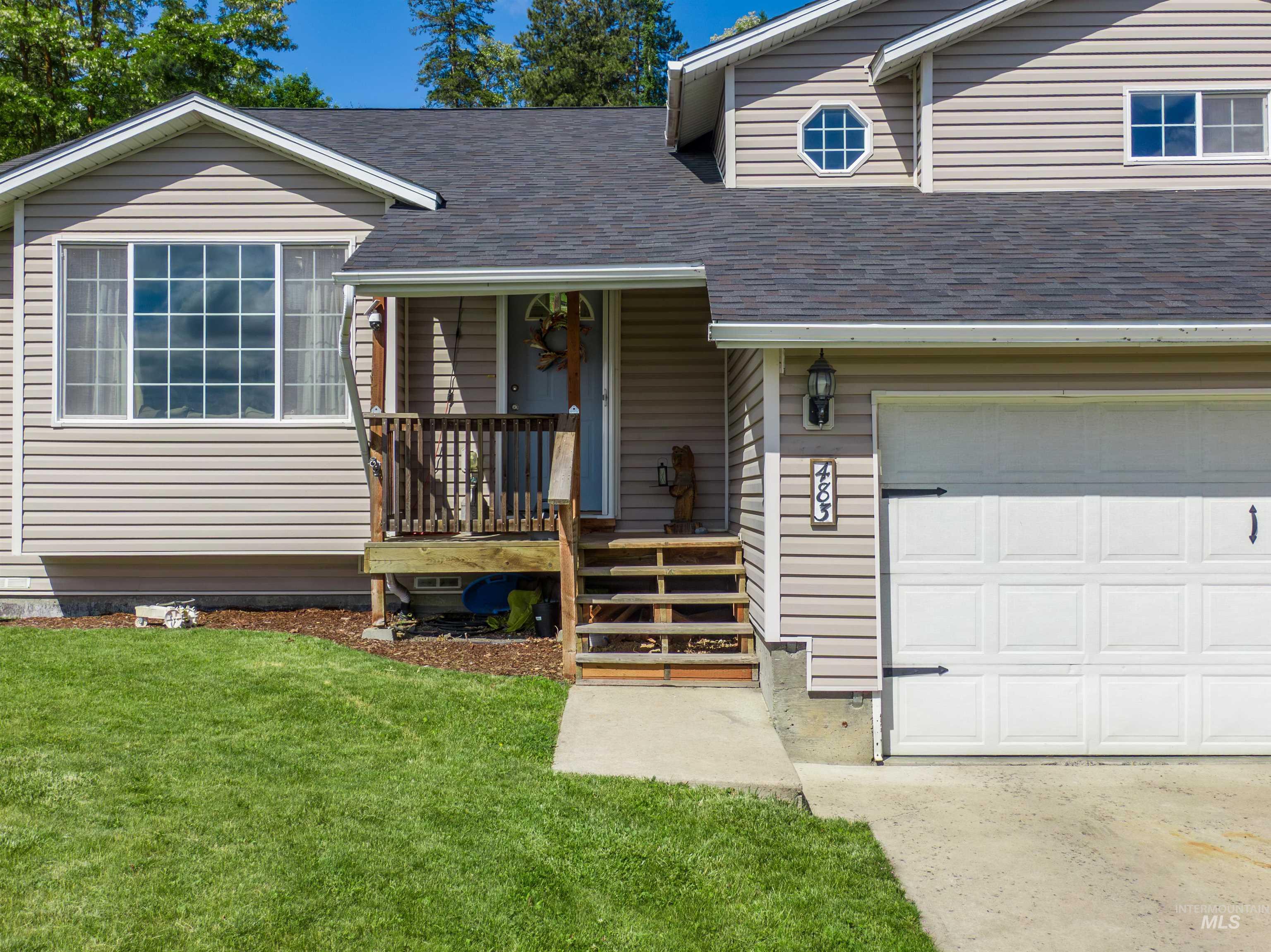 483 E Valleyview Avenue, Genesee, Idaho 83832, 5 Bedrooms, 3 Bathrooms, Residential For Sale, Price $480,000,MLS 98989240