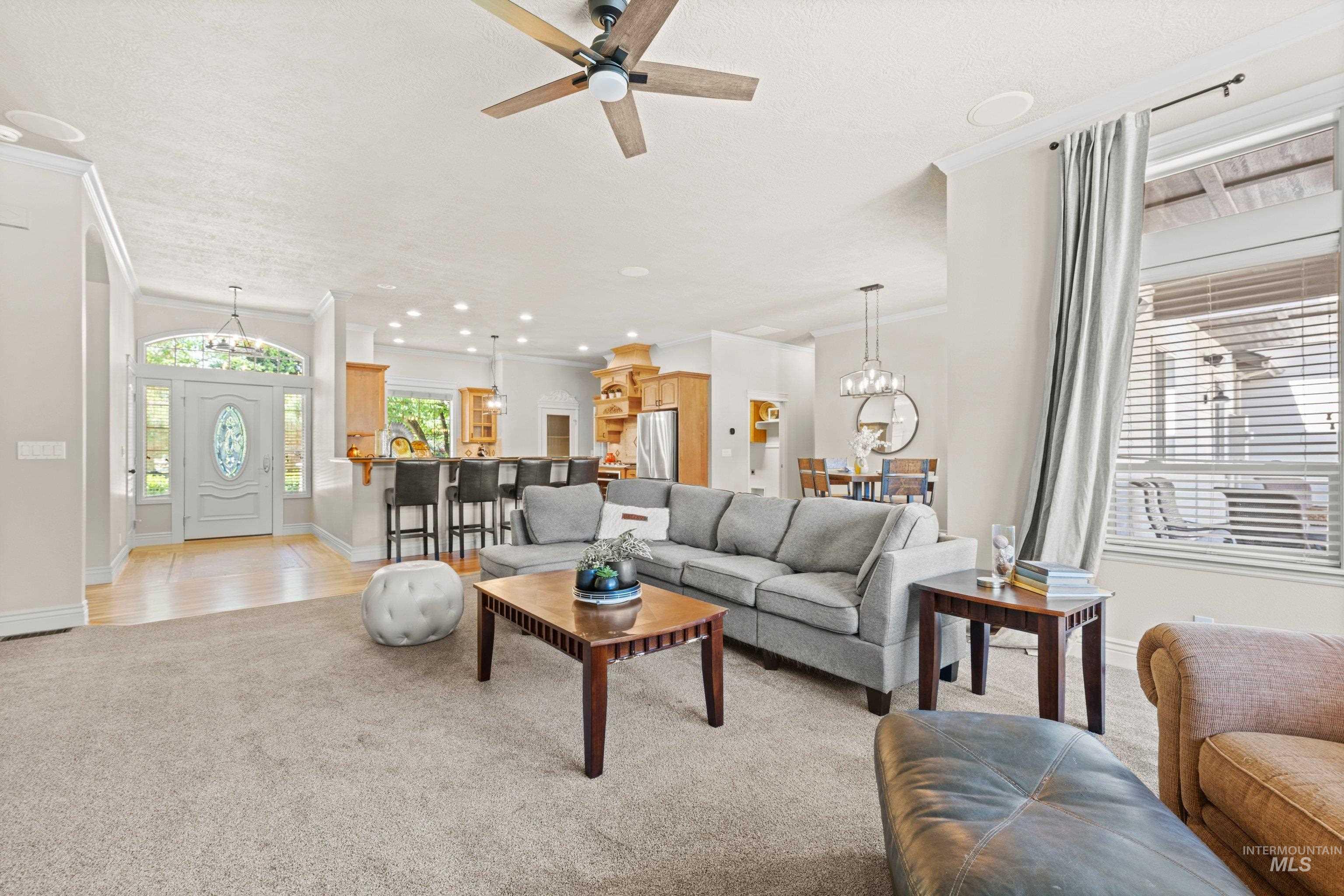 214 E Shafer Vw, Meridian, Idaho 83642-2581, 5 Bedrooms, 4.5 Bathrooms, Residential For Sale, Price $1,209,000,MLS 98989243
