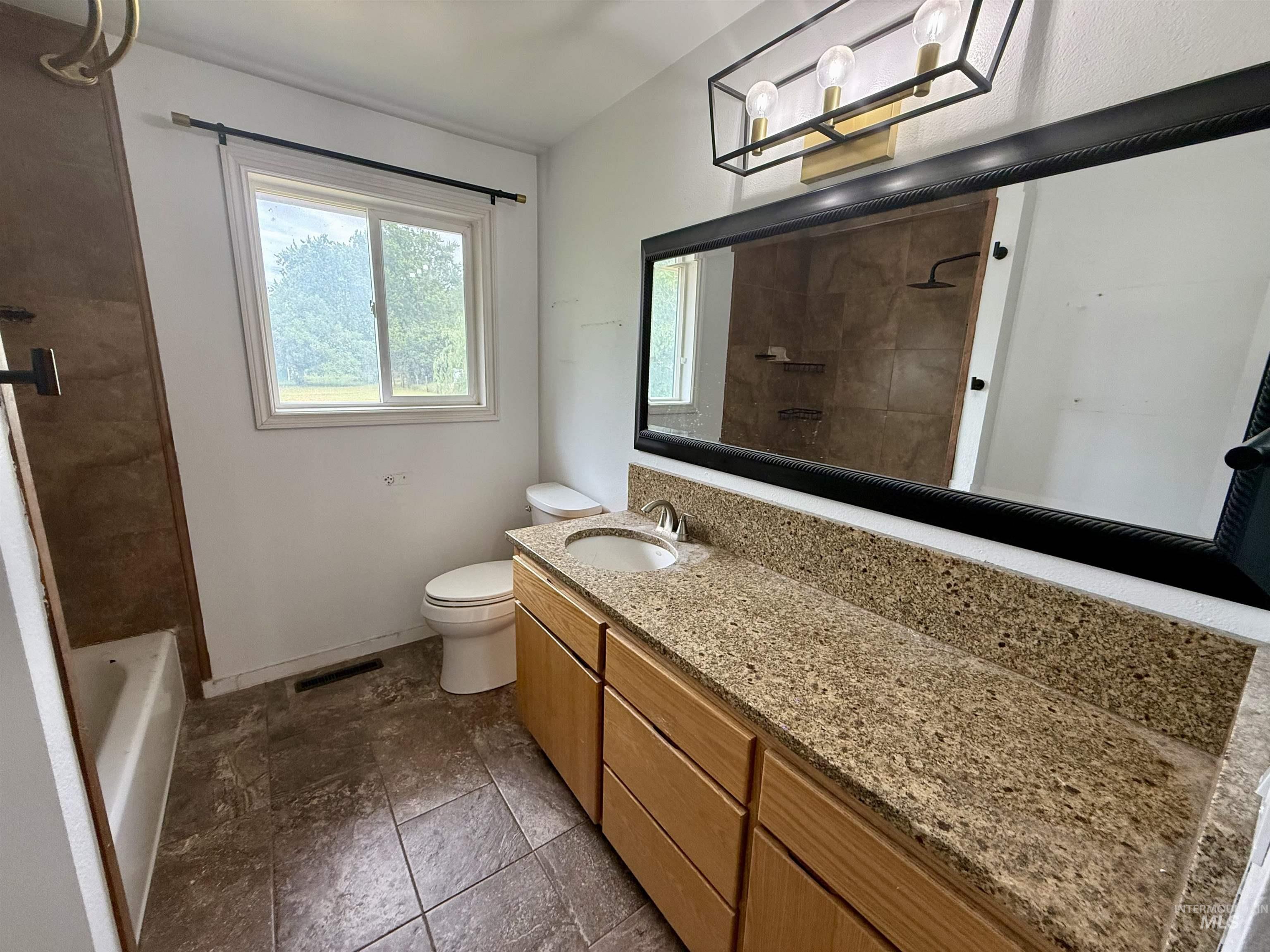 735 Burrell Ave, Lewiston, Idaho 83501, 4 Bedrooms, 2 Bathrooms, Residential For Sale, Price $314,900,MLS 98989246
