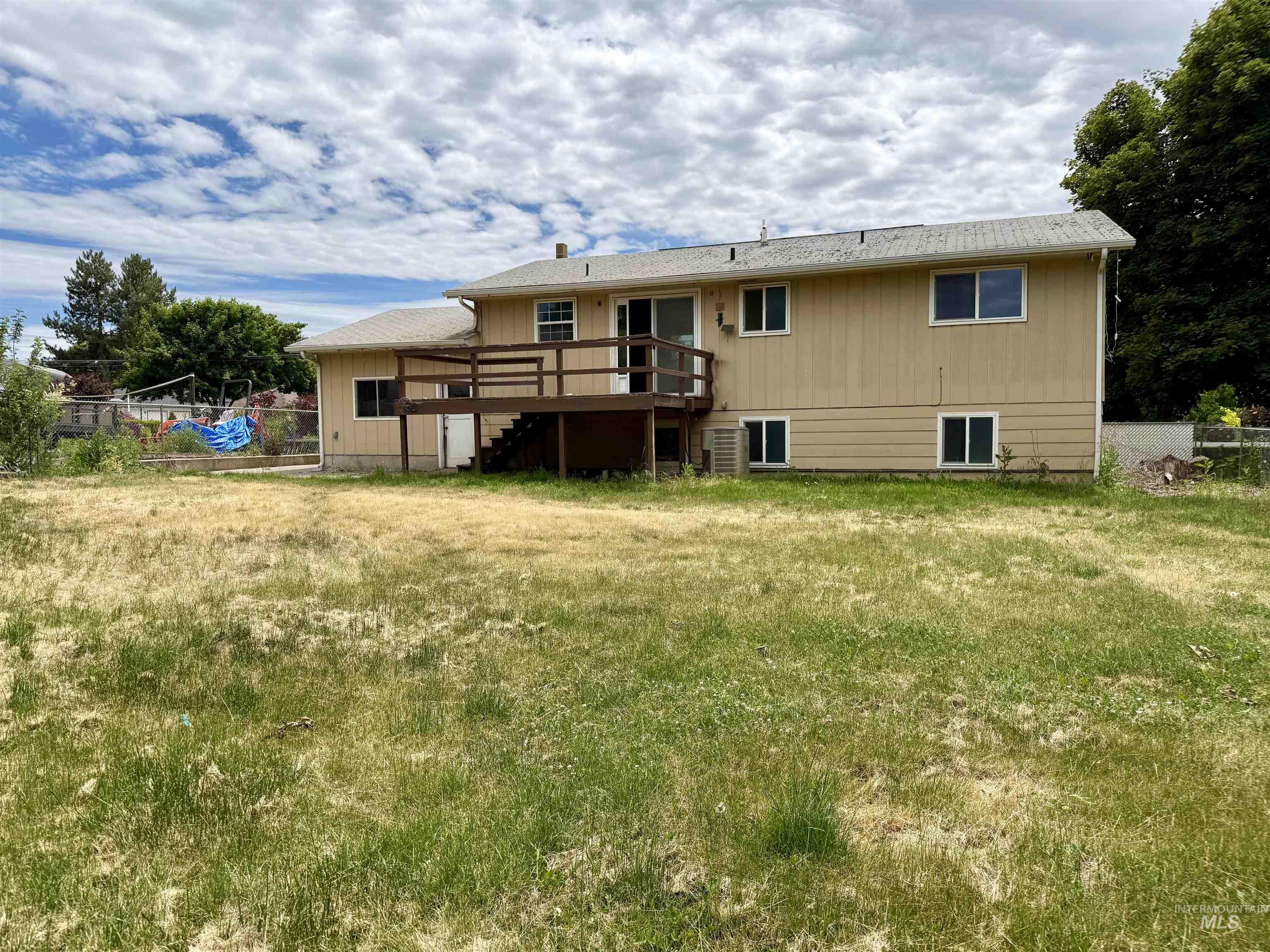 735 Burrell Ave, Lewiston, Idaho 83501, 4 Bedrooms, 2 Bathrooms, Residential For Sale, Price $314,900,MLS 98989246