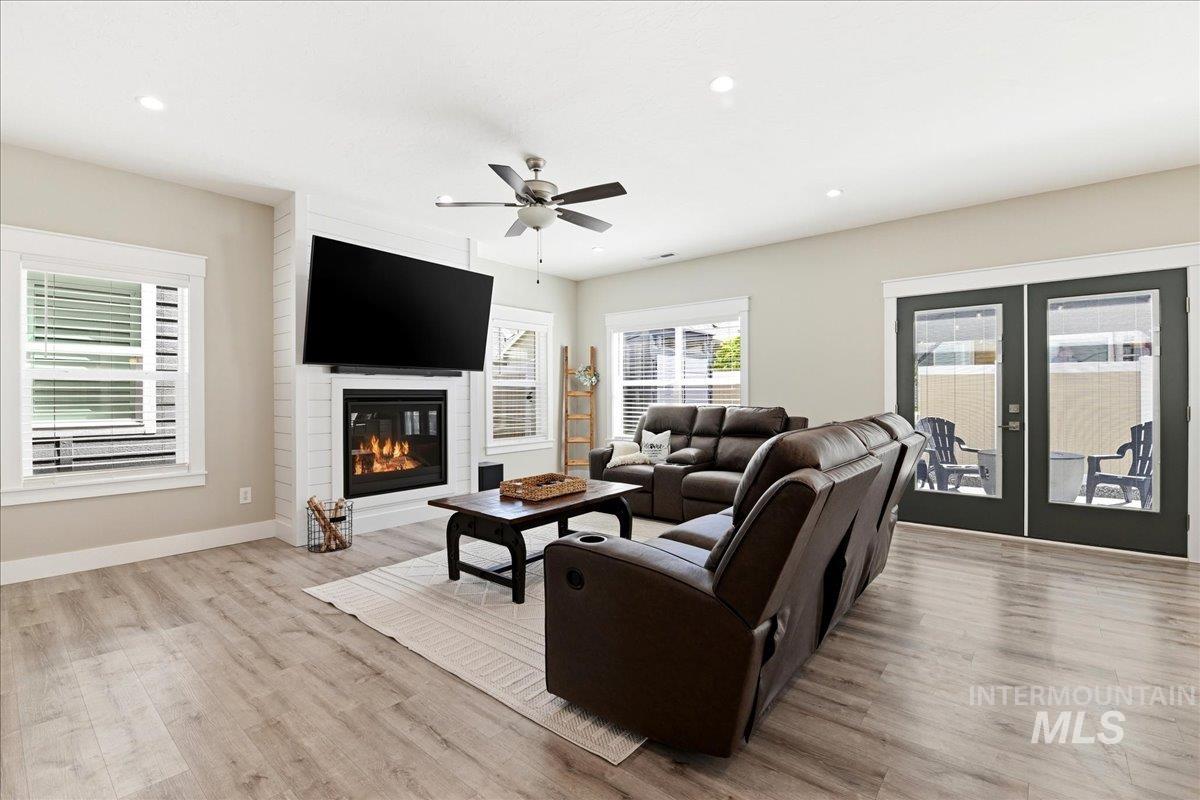 50 S Quincannon Ave, Star, Idaho 83669, 3 Bedrooms, 2.5 Bathrooms, Residential For Sale, Price $535,000,MLS 98989248