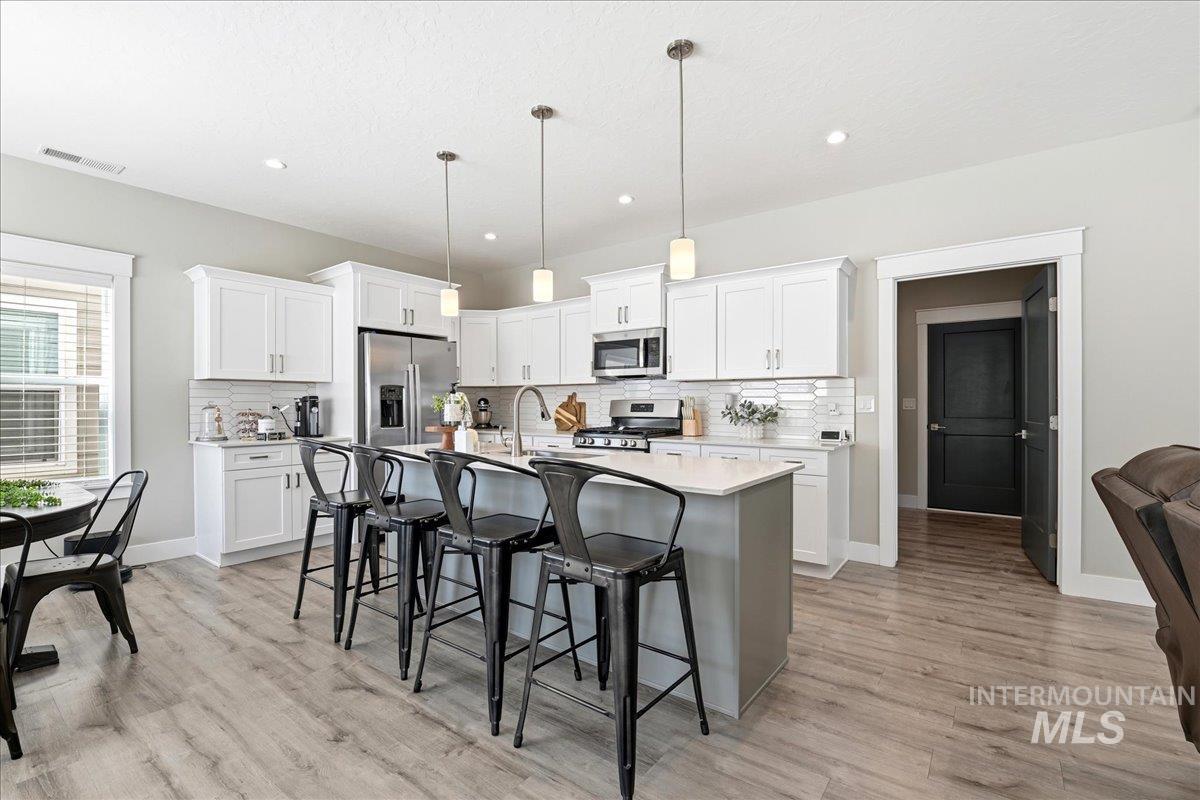 50 S Quincannon Ave, Star, Idaho 83669, 3 Bedrooms, 2.5 Bathrooms, Residential For Sale, Price $535,000,MLS 98989248