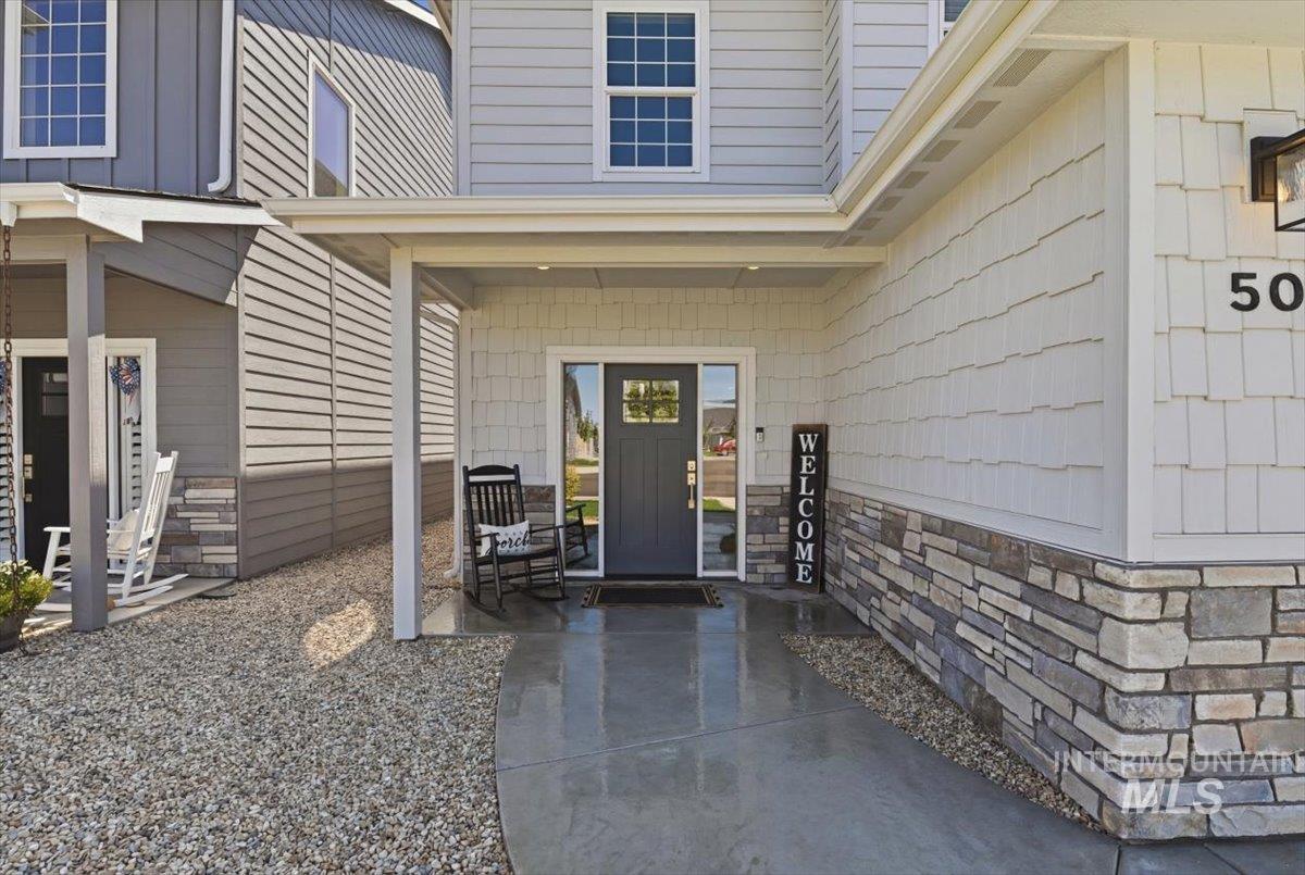 50 S Quincannon Ave, Star, Idaho 83669, 3 Bedrooms, 2.5 Bathrooms, Residential For Sale, Price $530,000,MLS 98989248
