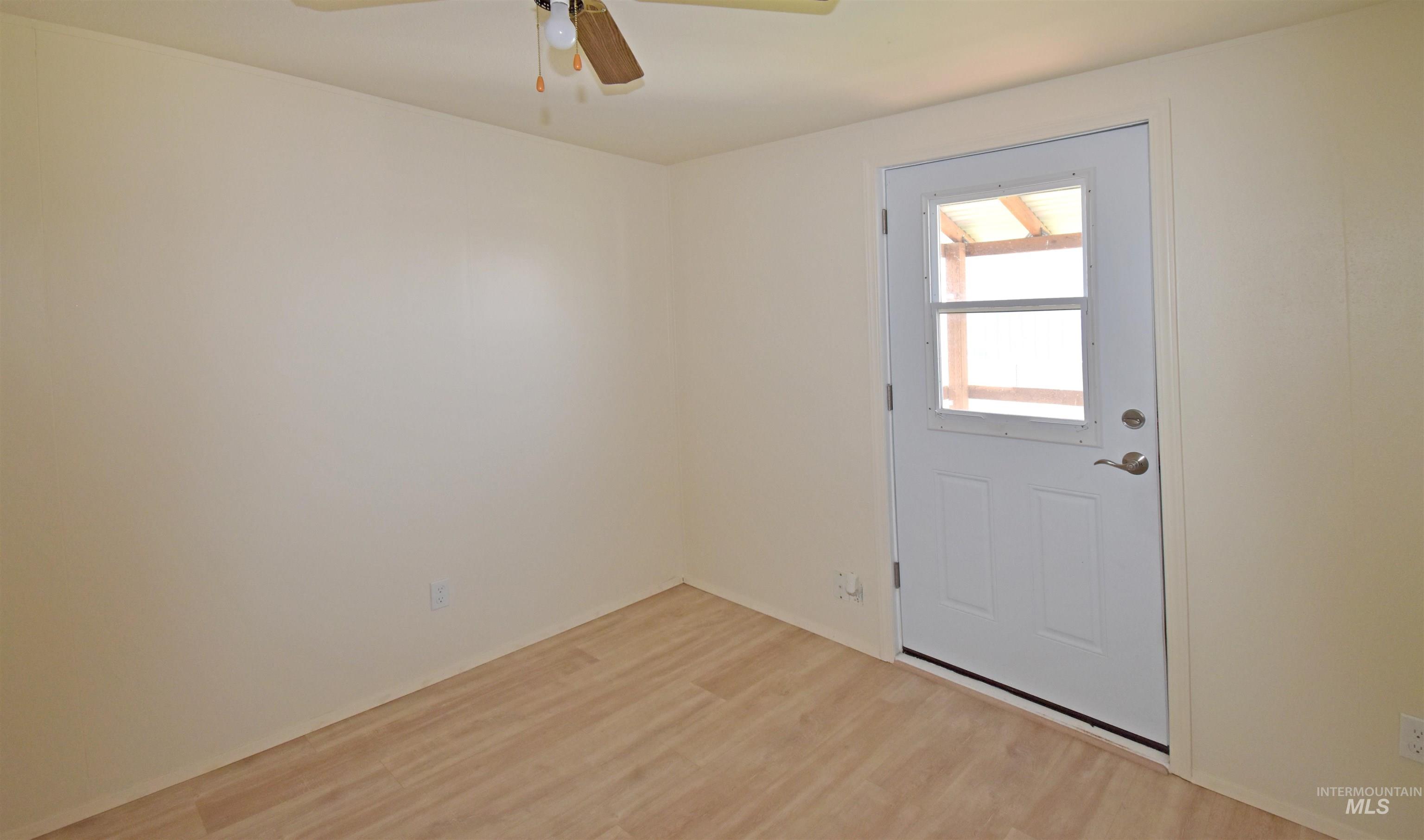 2115 6th Avenue #86, Clarkston, Washington 99403, 3 Bedrooms, 2 Bathrooms, Residential For Sale, Price $98,000,MLS 98989250
