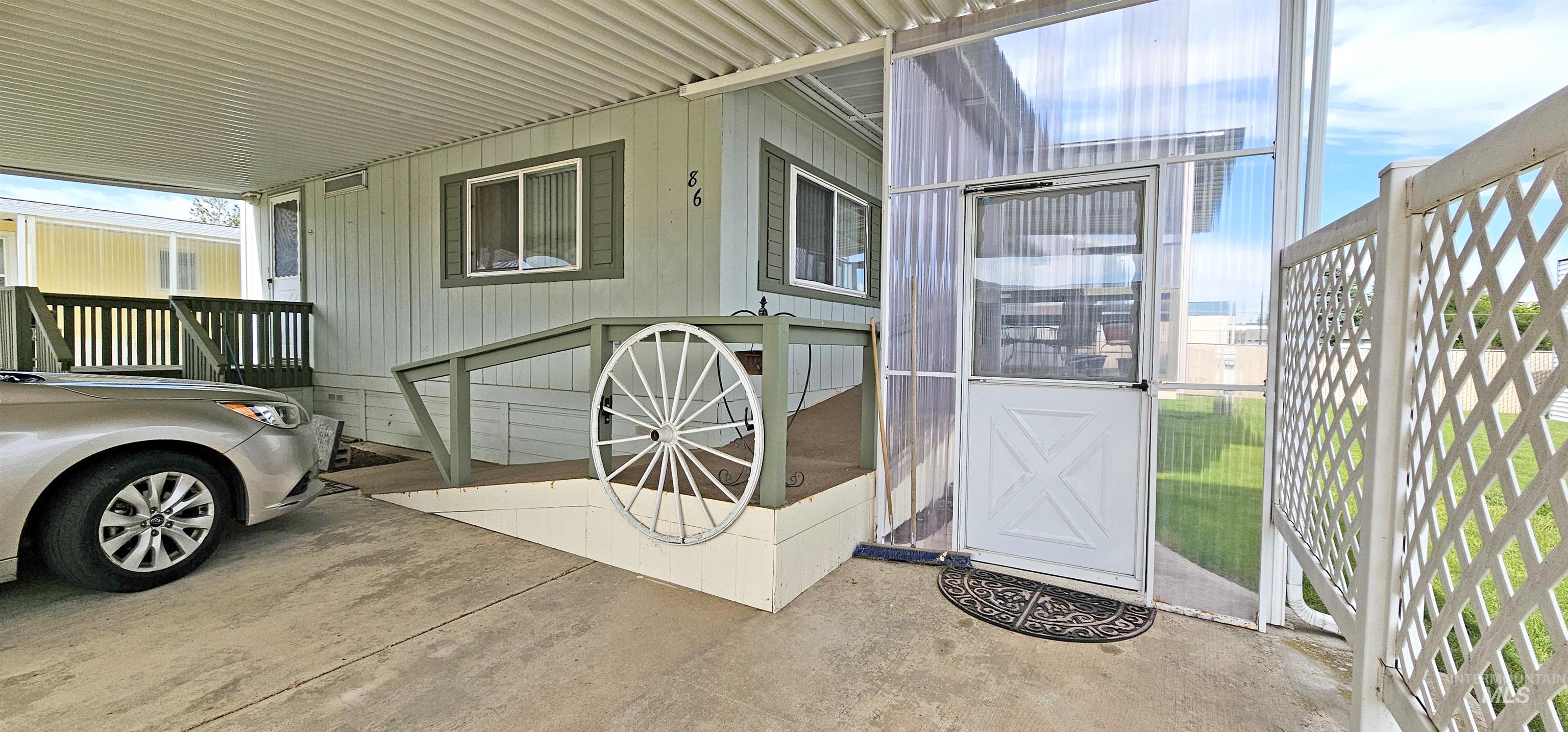 2115 6th Avenue #86, Clarkston, Washington 99403, 3 Bedrooms, 2 Bathrooms, Residential For Sale, Price $98,000,MLS 98989250