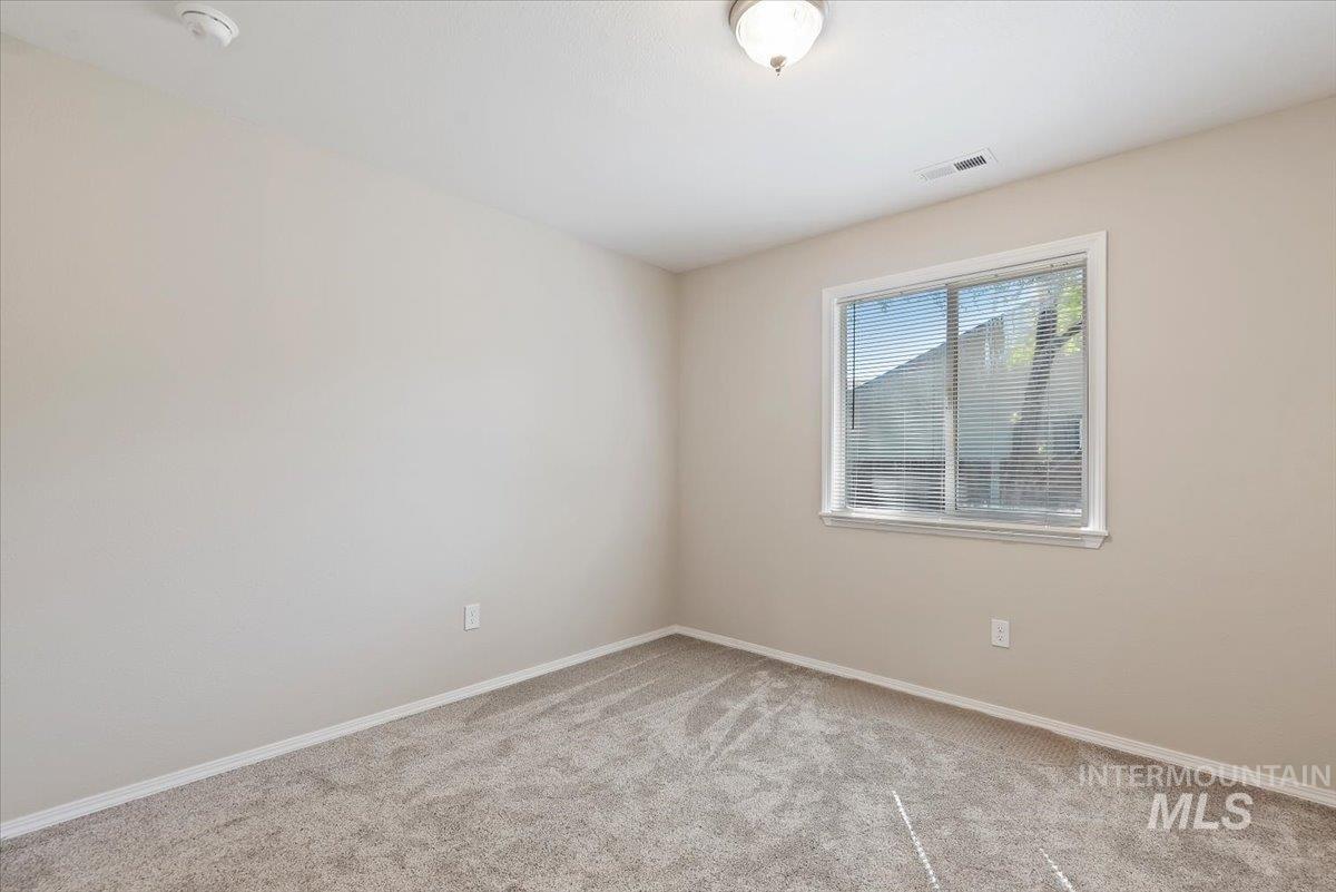 1397 W Silver Salmon Dr, Meridian, Idaho 83642, 3 Bedrooms, 2 Bathrooms, Residential For Sale, Price $420,000,MLS 98989251