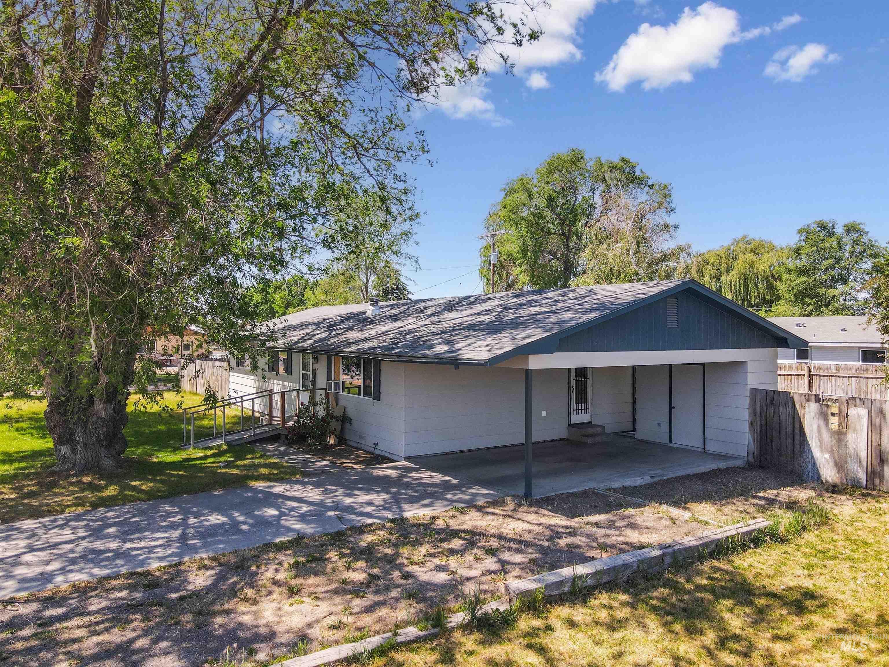 110 N 6th St East, Paul, Idaho 83347, 3 Bedrooms, 1 Bathroom, Residential For Sale, Price $272,000, 98989254