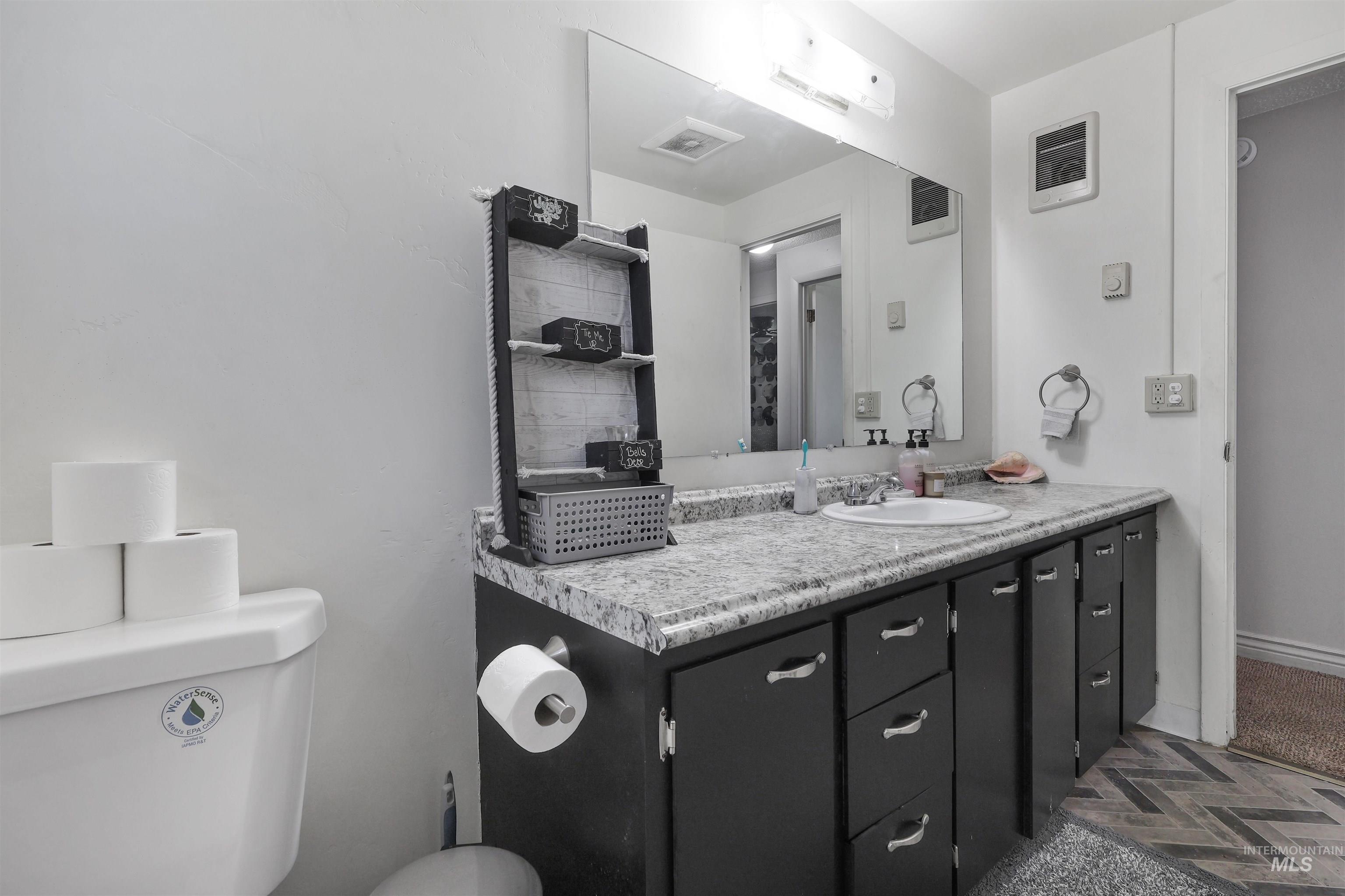 110 N 6th St East, Paul, Idaho 83347, 3 Bedrooms, 1 Bathroom, Residential For Sale, Price $272,000, 98989254