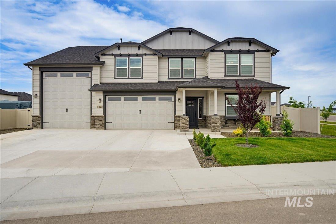 1973 N Perth Ave, Middleton, Idaho 83644, 5 Bedrooms, 3 Bathrooms, Residential For Sale, Price $734,900,MLS 98989256