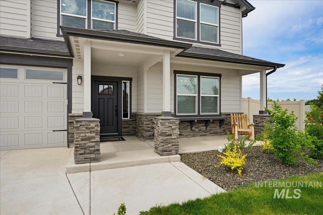 1973 N Perth Ave, Middleton, Idaho 83644, 5 Bedrooms, 3 Bathrooms, Residential For Sale, Price $734,900,MLS 98989256