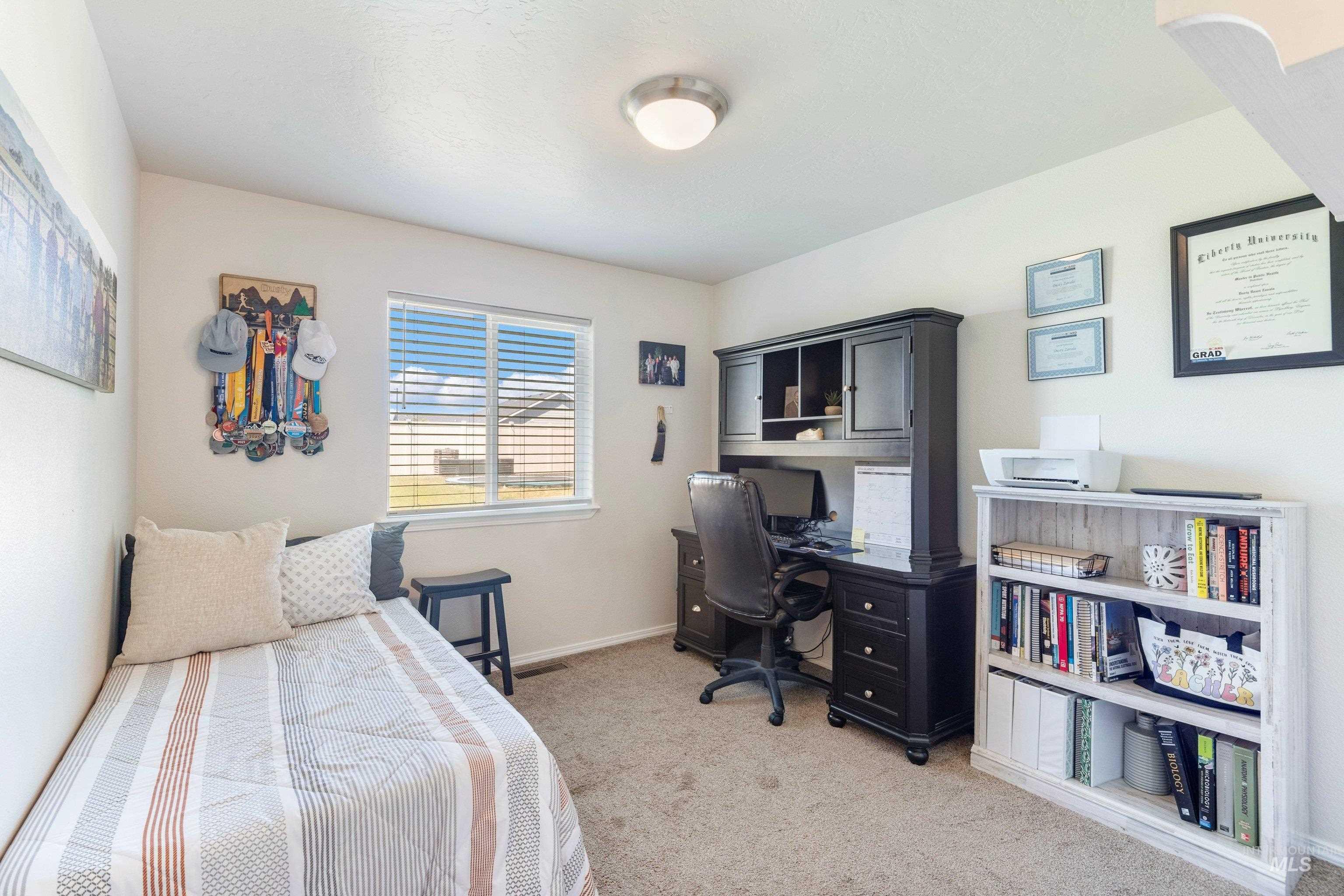 3028 W Navy St., Kuna, Idaho 83634-0000, 4 Bedrooms, 2.5 Bathrooms, Residential For Sale, Price $529,900,MLS 98989258