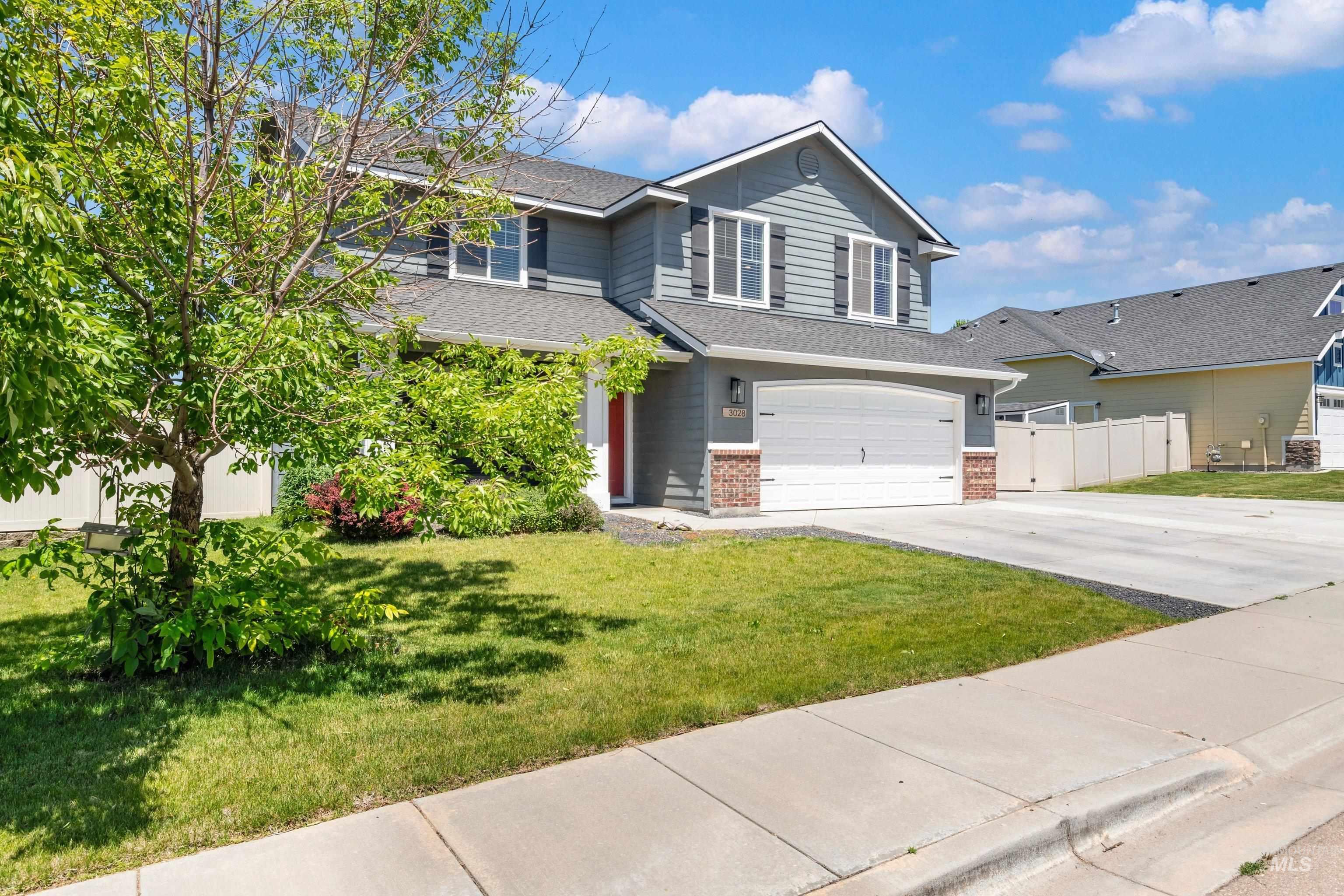 3028 W Navy St., Kuna, Idaho 83634-0000, 4 Bedrooms, 2.5 Bathrooms, Residential For Sale, Price $529,900,MLS 98989258