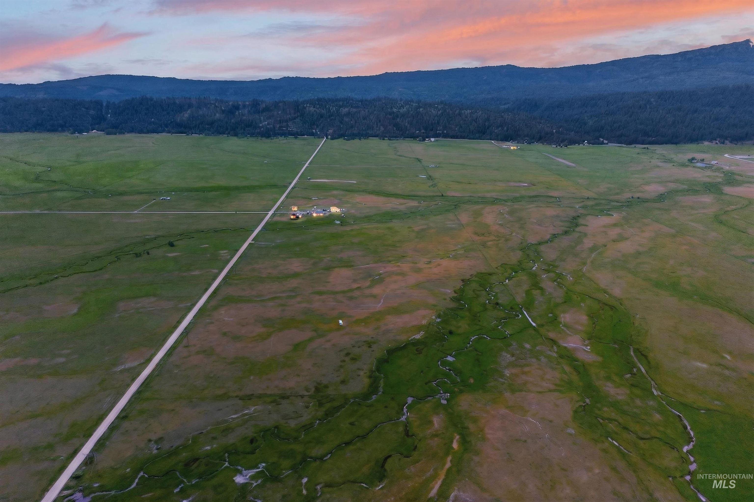 17 Gray Ln, Cascade, Idaho 83611, Land For Sale, Price $299,900,MLS 98989261