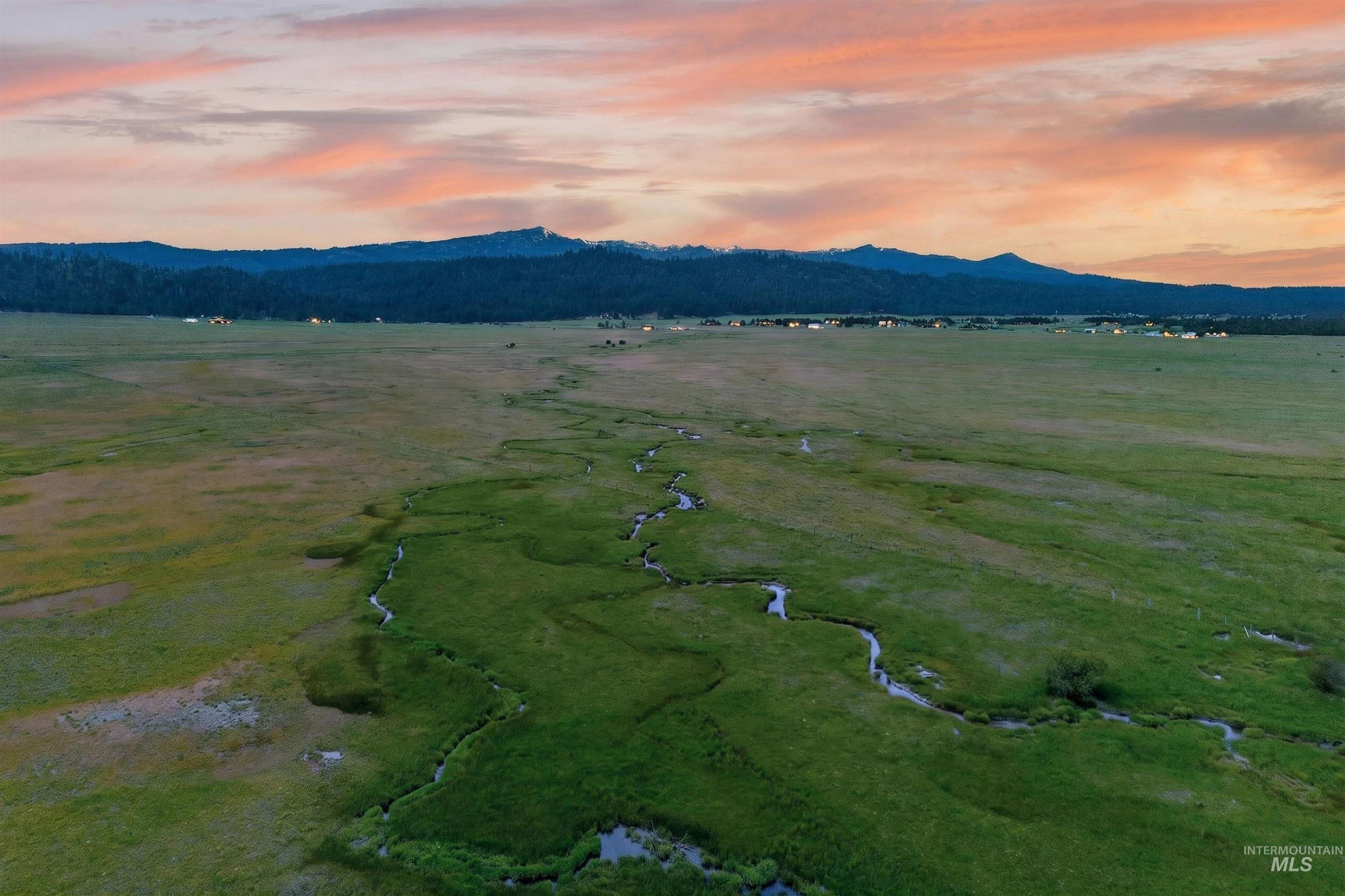 17 Gray Ln, Cascade, Idaho 83611, Land For Sale, Price $299,900,MLS 98989261
