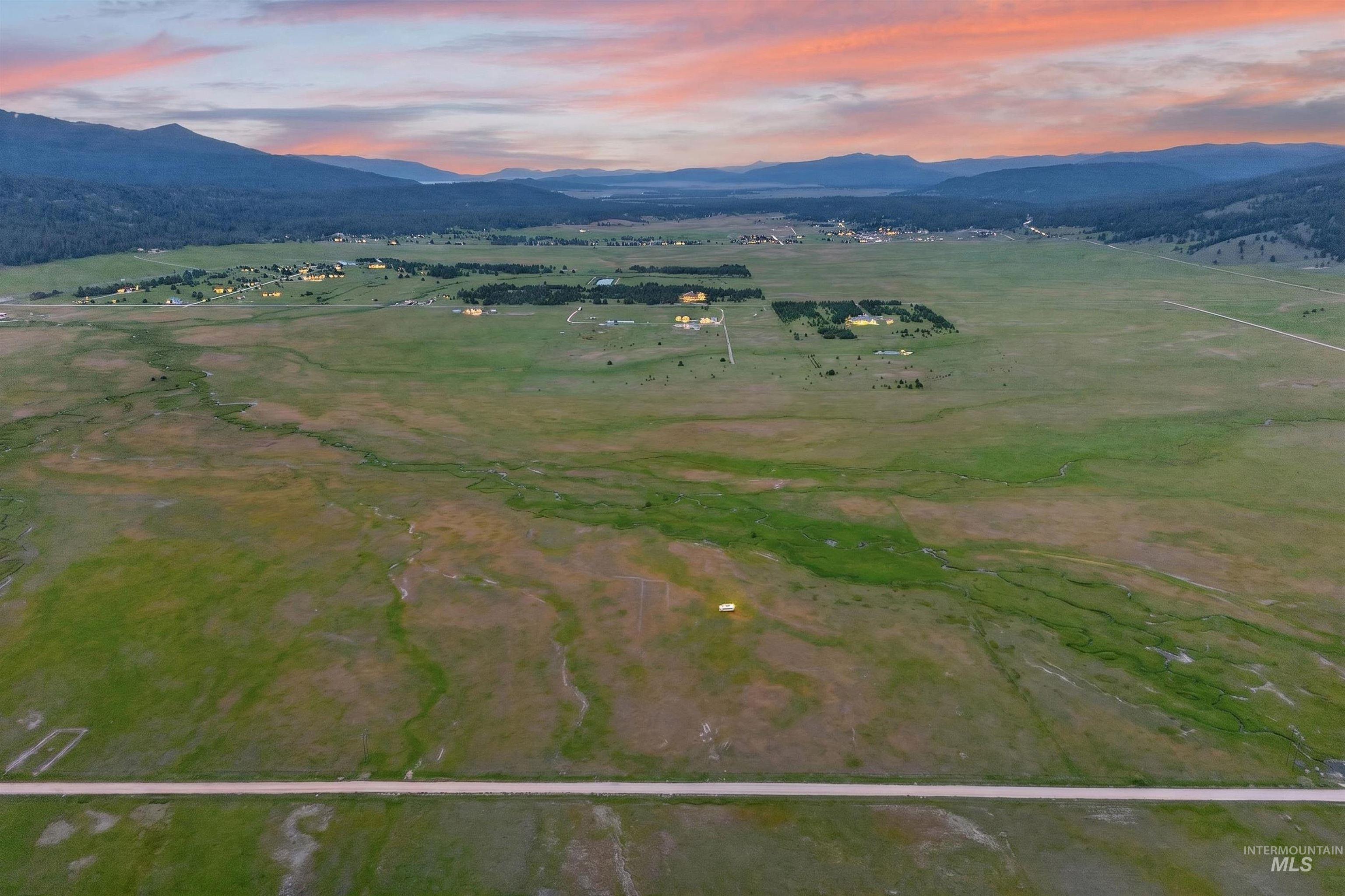 17 Gray Ln, Cascade, Idaho 83611, Land For Sale, Price $299,900,MLS 98989261