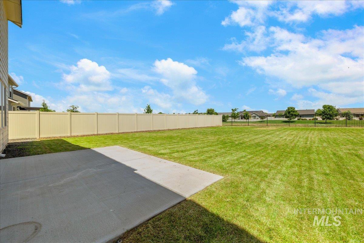 5788 W Aegean Dr, Meridian, Idaho 83646, 4 Bedrooms, 2.5 Bathrooms, Residential For Sale, Price $574,900,MLS 98989262