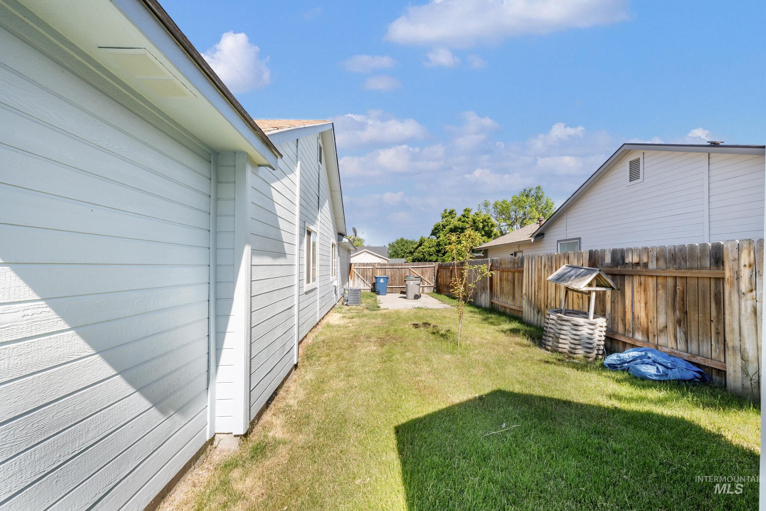 4775 N Edelweiss Ave, Boise, Idaho 83713-0522, 4 Bedrooms, 2 Bathrooms, Residential For Sale, Price $489,500,MLS 98989264