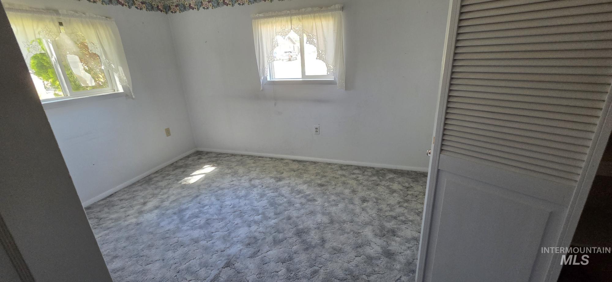 1792 Columbia St, Pomeroy, Washington 99347, 3 Bedrooms, 2 Bathrooms, Residential For Sale, Price $215,000,MLS 98989265