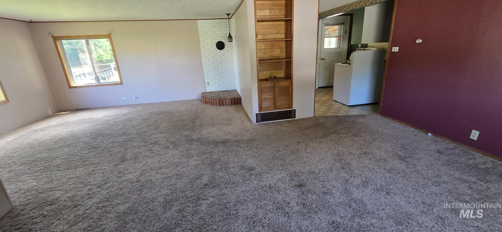1792 Columbia St, Pomeroy, Washington 99347, 3 Bedrooms, 2 Bathrooms, Residential For Sale, Price $215,000,MLS 98989265