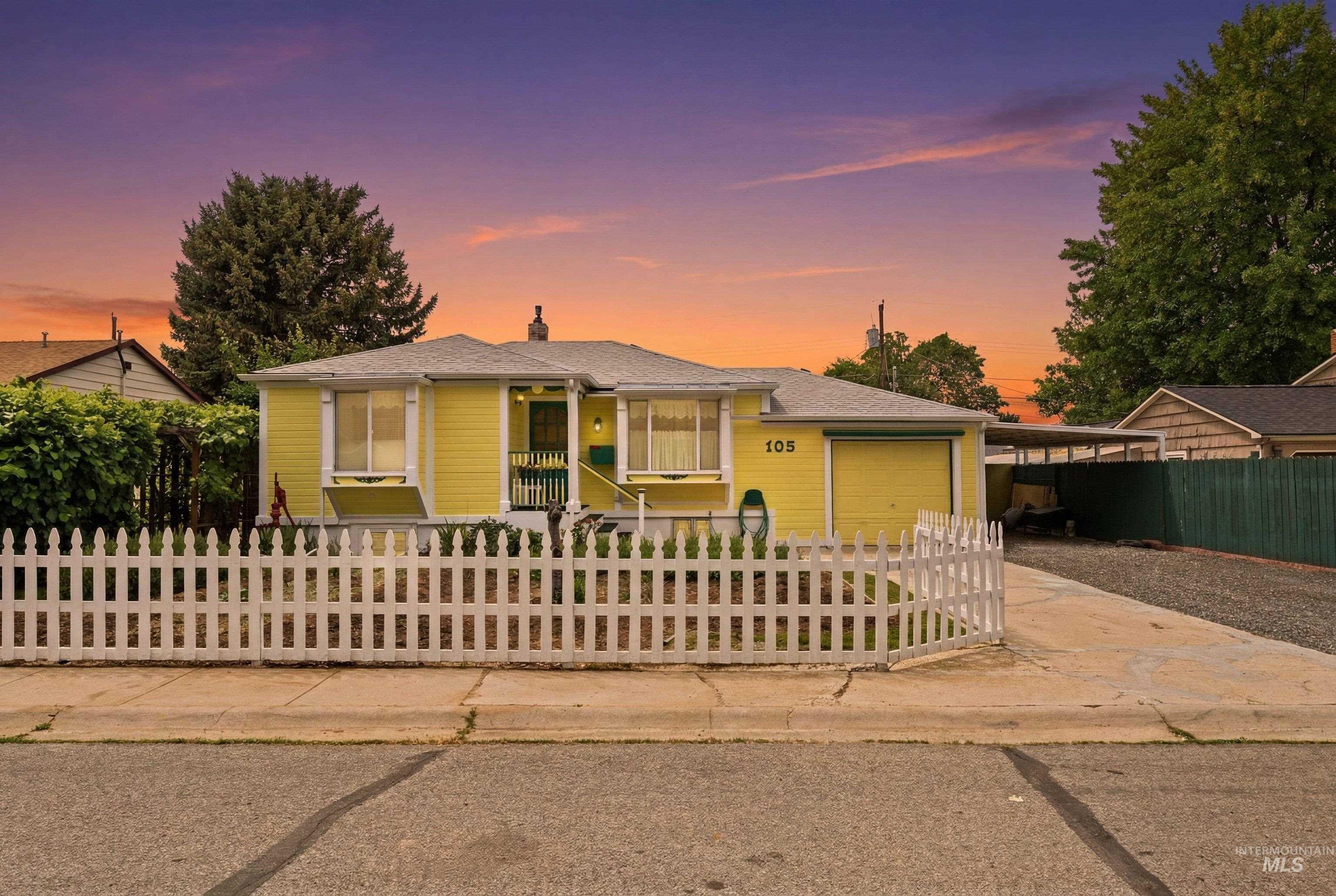 105 N Vinson St, Boise, Idaho 83706, 4 Bedrooms, 1 Bathroom, Residential For Sale, Price $475,000,MLS 98989266