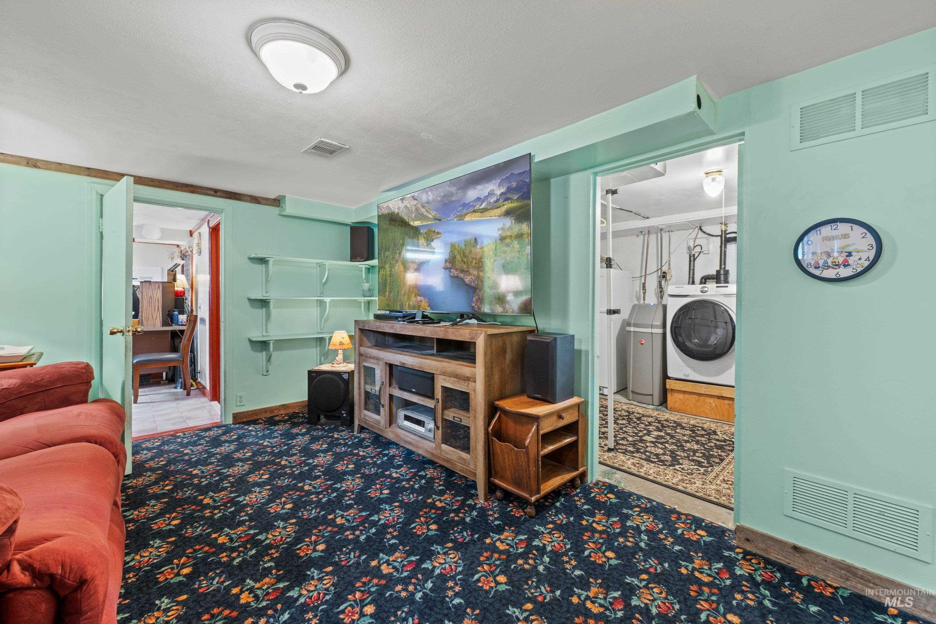 105 N Vinson St, Boise, Idaho 83706, 4 Bedrooms, 1 Bathroom, Residential For Sale, Price $475,000,MLS 98989266