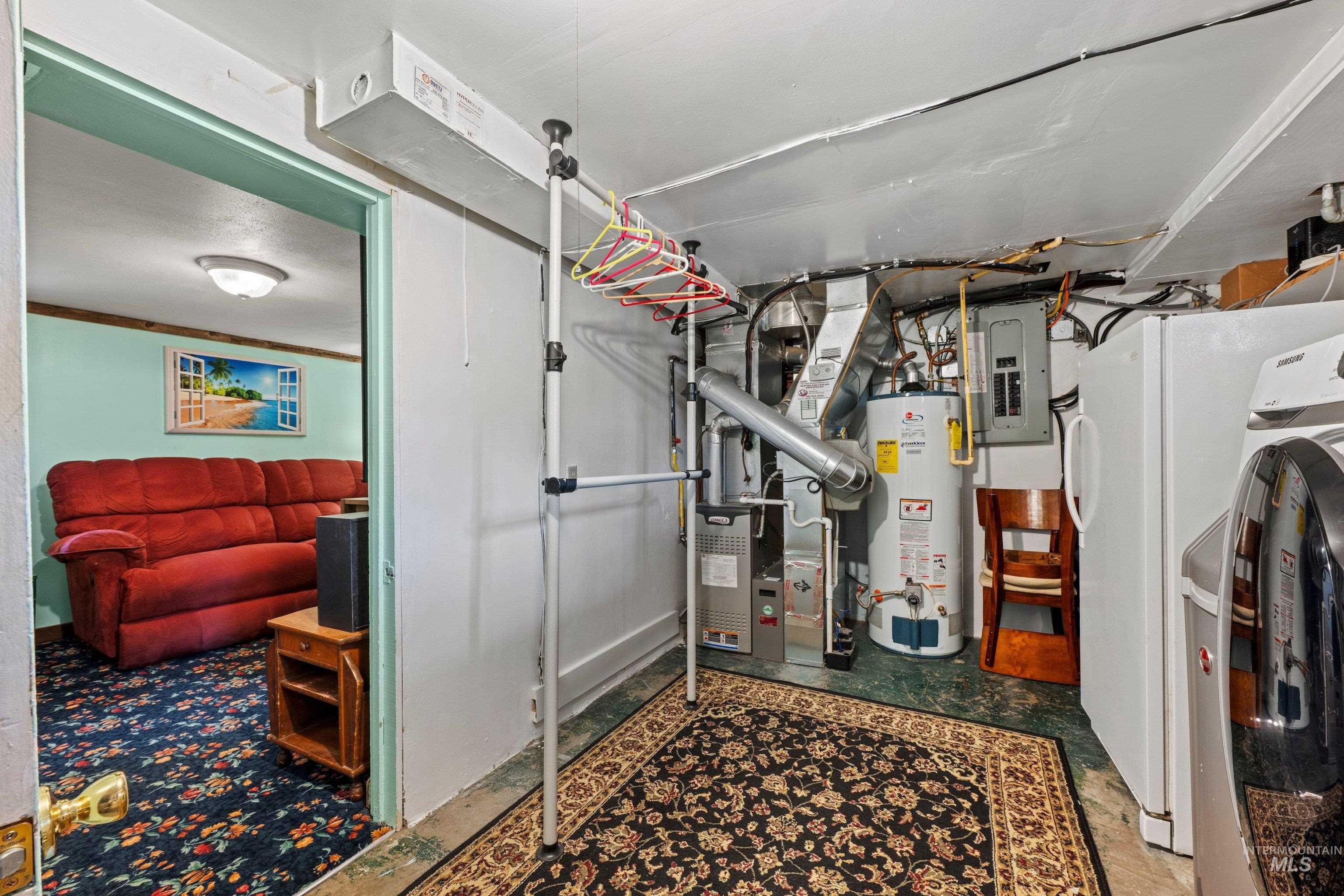 105 N Vinson St, Boise, Idaho 83706, 4 Bedrooms, 1 Bathroom, Residential For Sale, Price $475,000,MLS 98989266