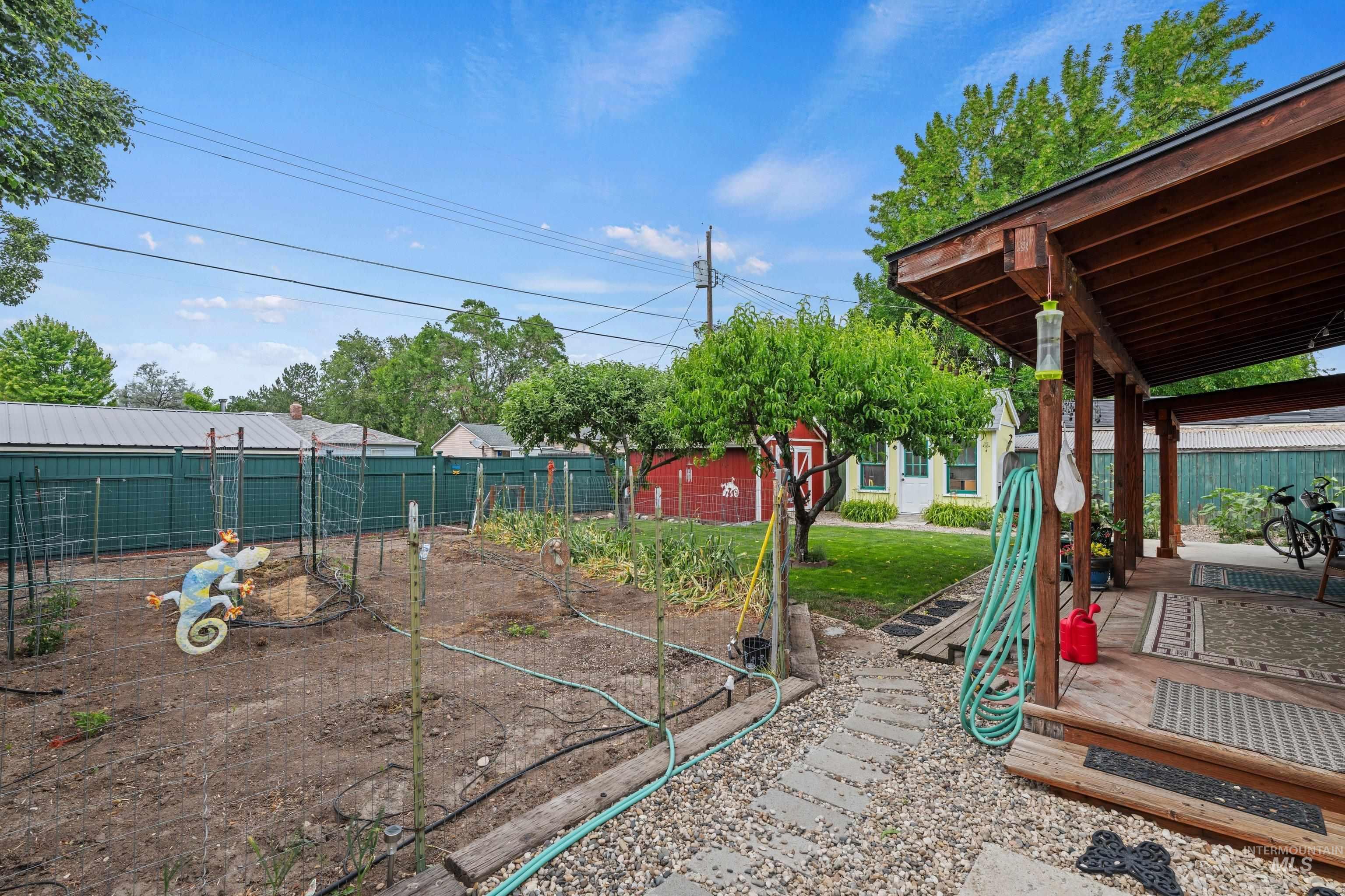 105 N Vinson St, Boise, Idaho 83706, 4 Bedrooms, 1 Bathroom, Residential For Sale, Price $475,000,MLS 98989266