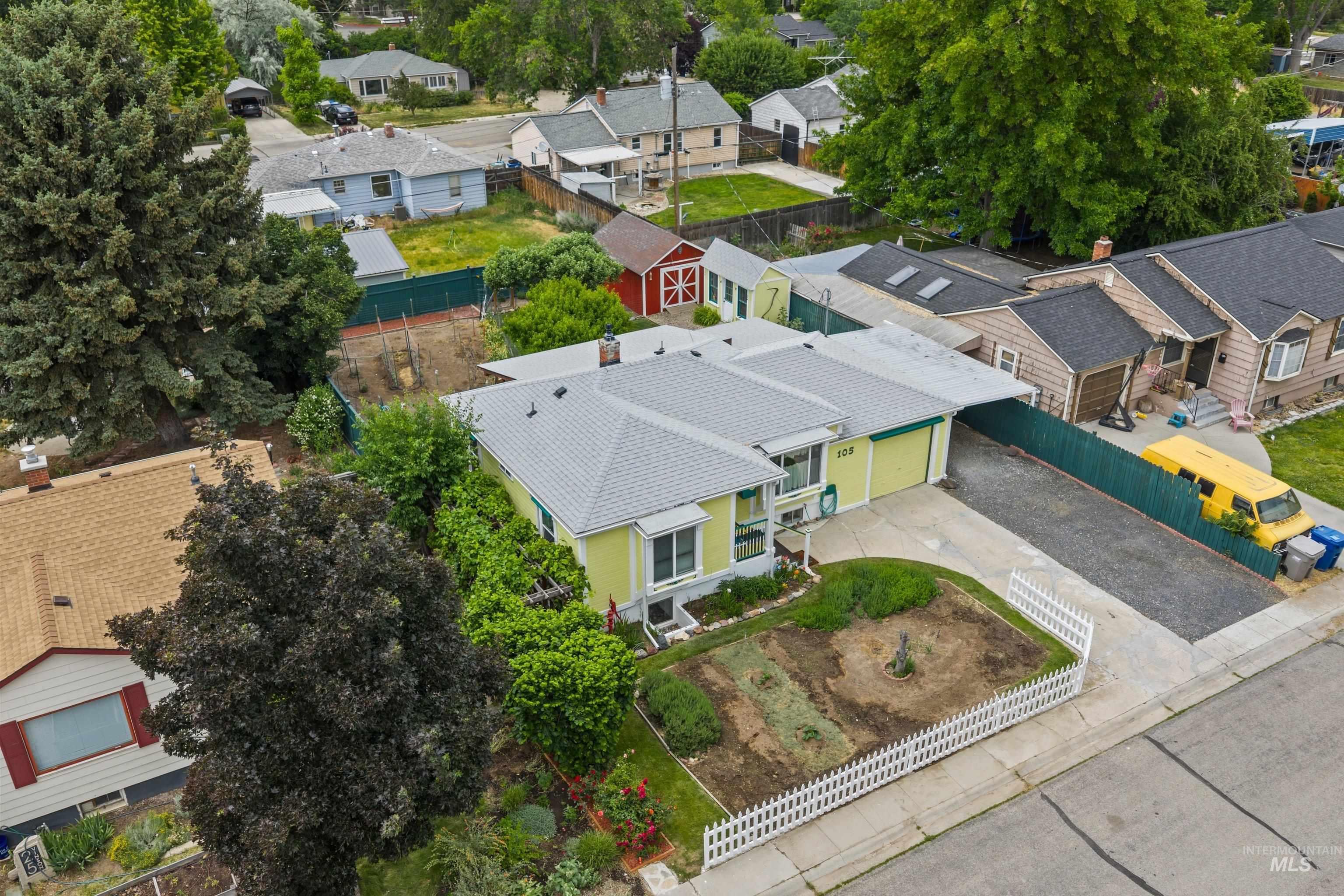 105 N Vinson St, Boise, Idaho 83706, 4 Bedrooms, 1 Bathroom, Residential For Sale, Price $475,000,MLS 98989266